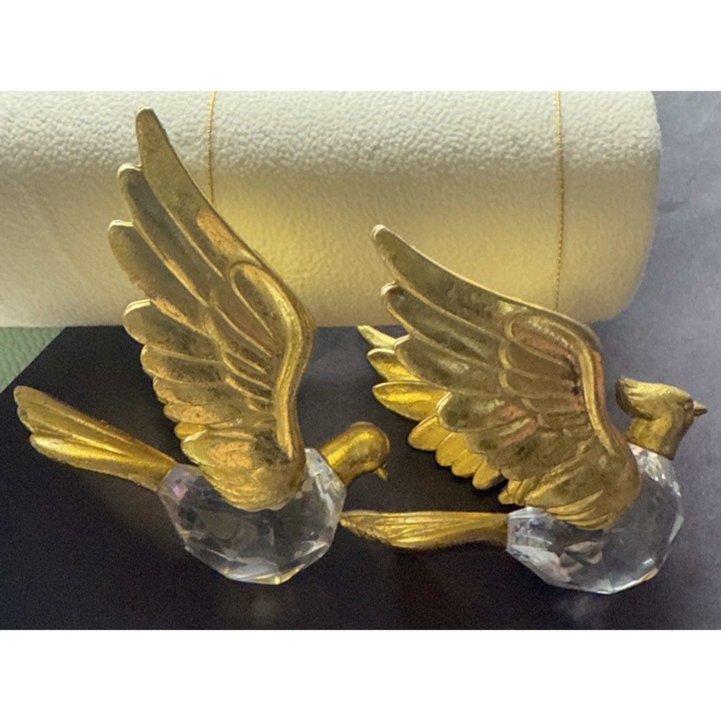 Vtg Lot of 2 Flying Cardinal Bird Plastic Acrylic Faceted Ornaments Gold As Is