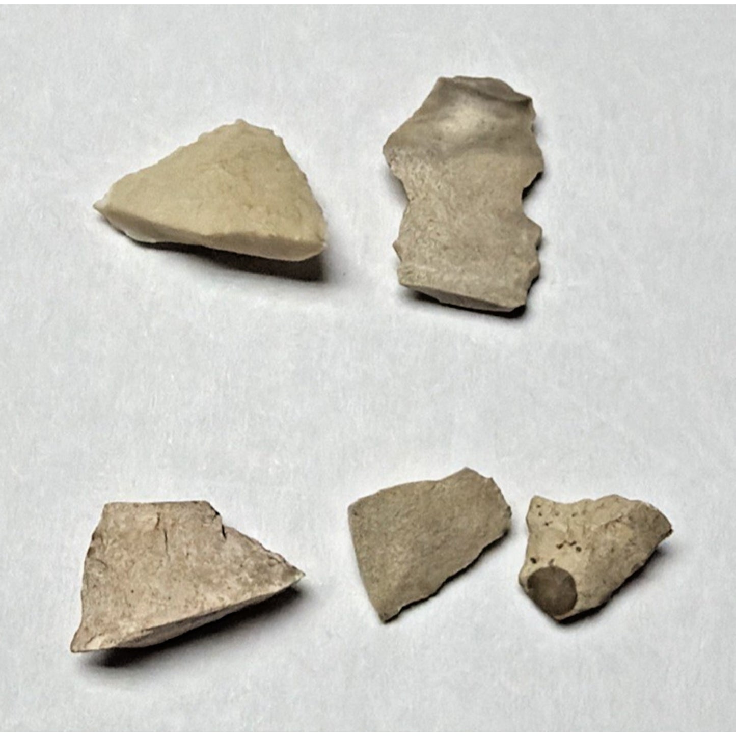 Old Lot of 18 Native American Artifact Carved Stone Fragment Arrowhead Preform