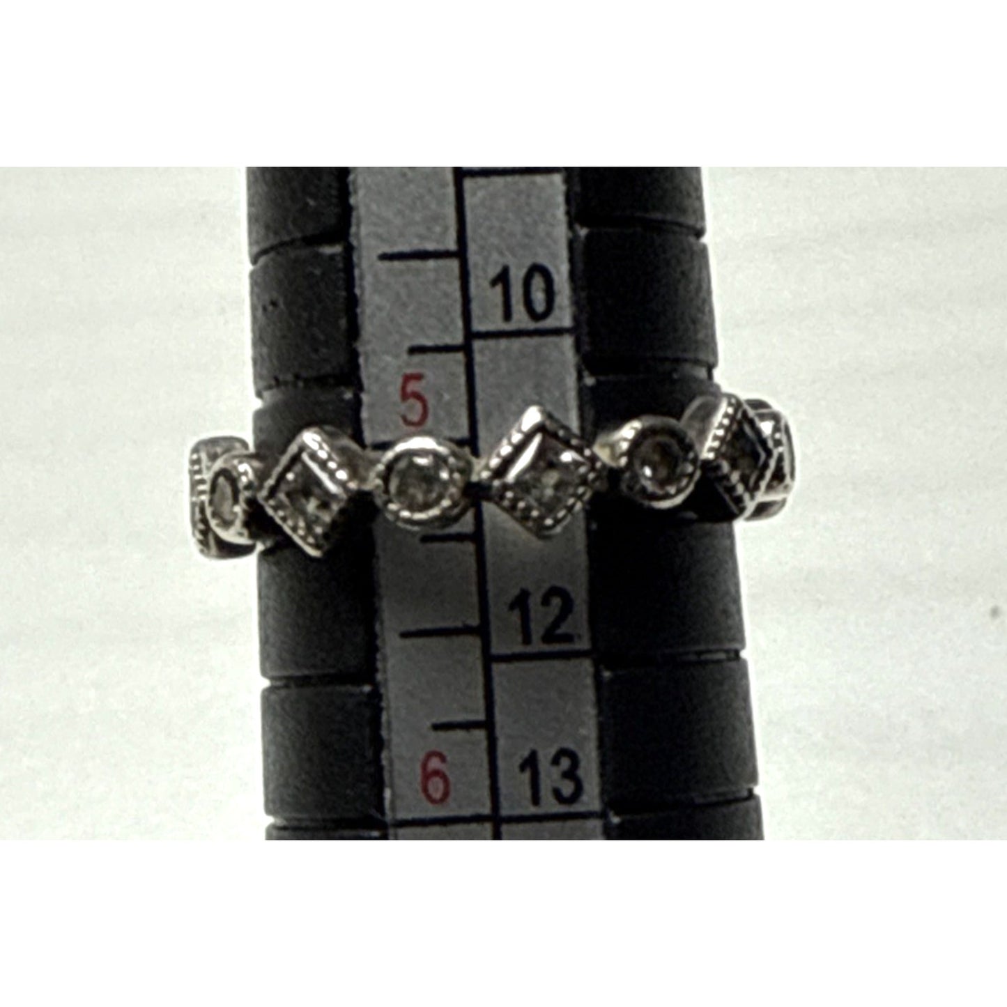 Pandora Ring Alluring Brilliant Princess 190943 Multiple CZ Sz 5.25 Read