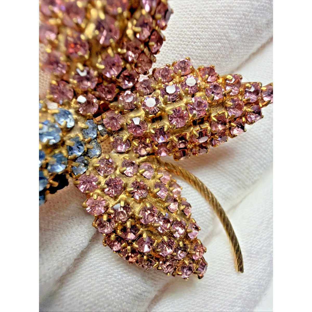 Vtg Unsigned Hobe Pave Crystal Fuchsia Flower Brooch UV Reactive As Is Damage