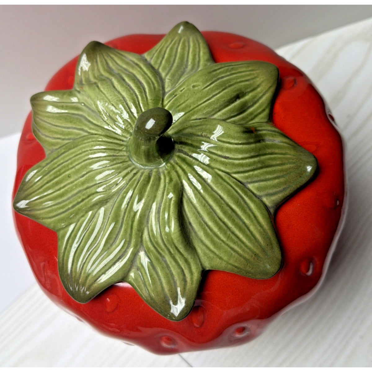 Vintage Metlox Pottery Poppy Trail Strawberry Cookie Jar Ceramic Canister 9"