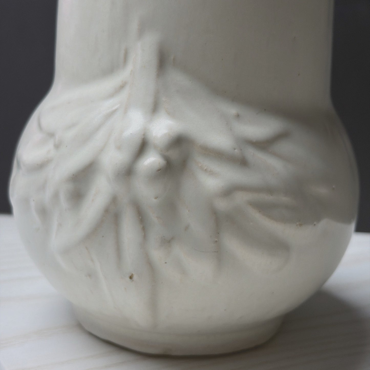 Old McCoy Pottery Stoneware Matte White Glaze Leaves and Berries Stovepipe Vase