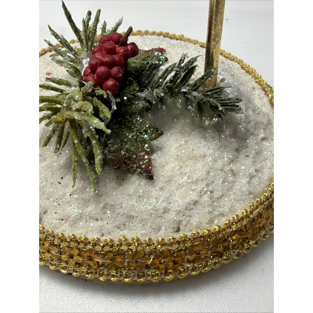 Mark Roberts Snow Base Gold Pole Christmas Ornament Display Stand As Is