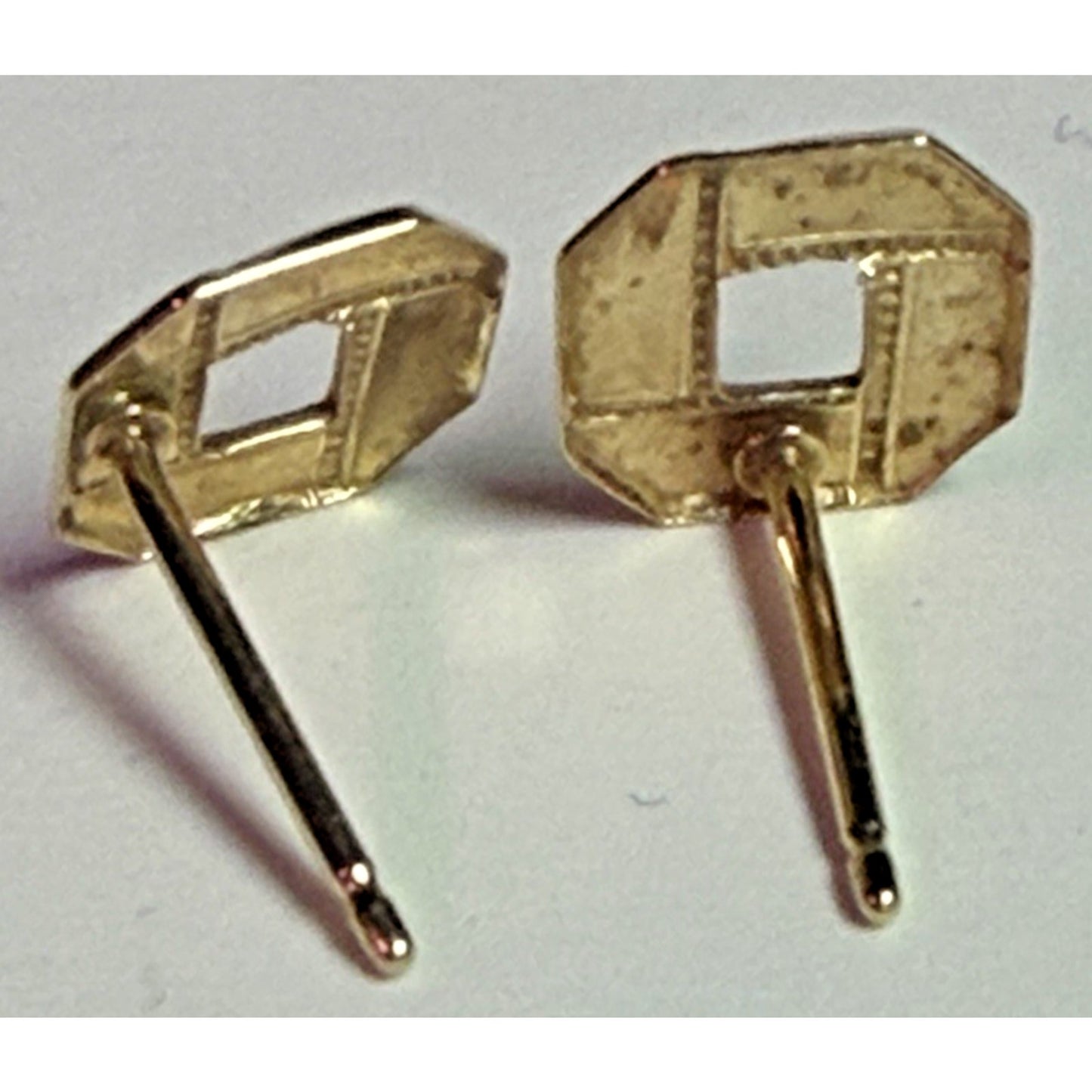 Vintage 14k Yellow Gold Hexagonal Stud Earrings Open Weave Square No Backs