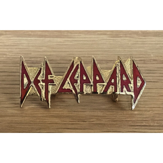 Vintage Def Leppard Gold Tone Enamel Red Badge Button Pin Pinback Heavy Metal