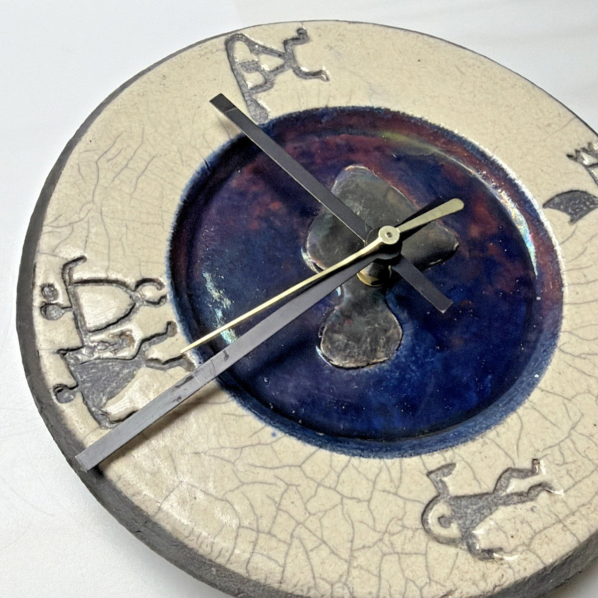 Vtg Ben Diller Raku Art Pottery Petroglyph Glazed Crackle Clock Iridescent As Is