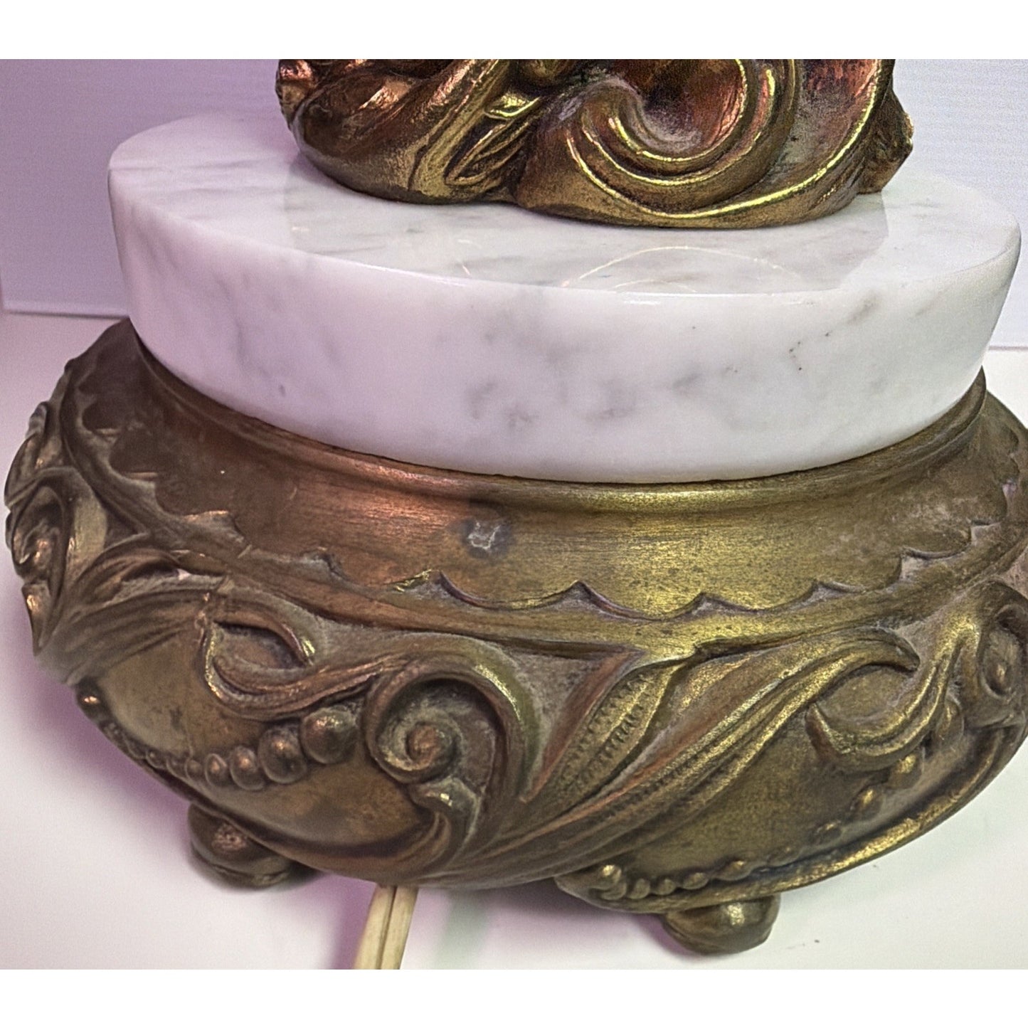 Hollywood Regency Brass Cherub Crystal Cut Globe Marble Parlor Lamp Waterfall