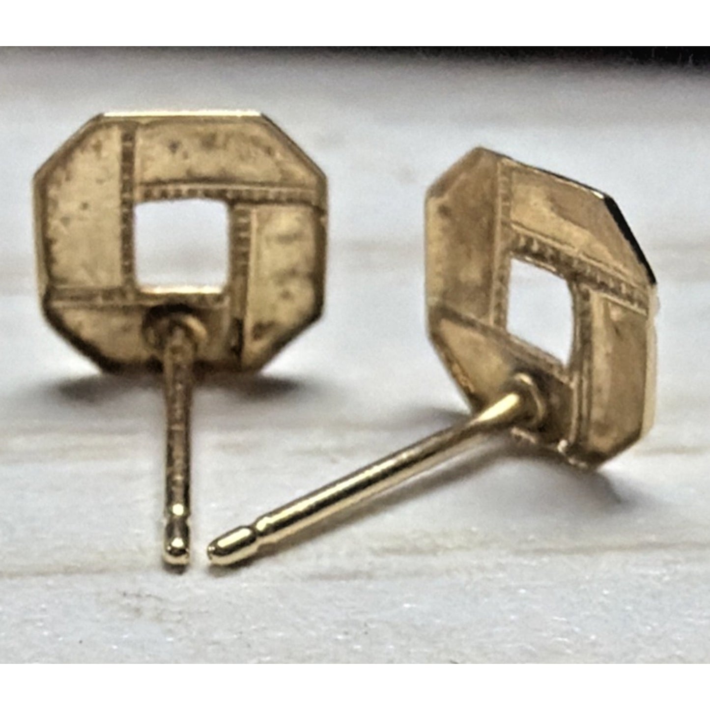 Vintage 14k Yellow Gold Hexagonal Stud Earrings Open Weave Square No Backs
