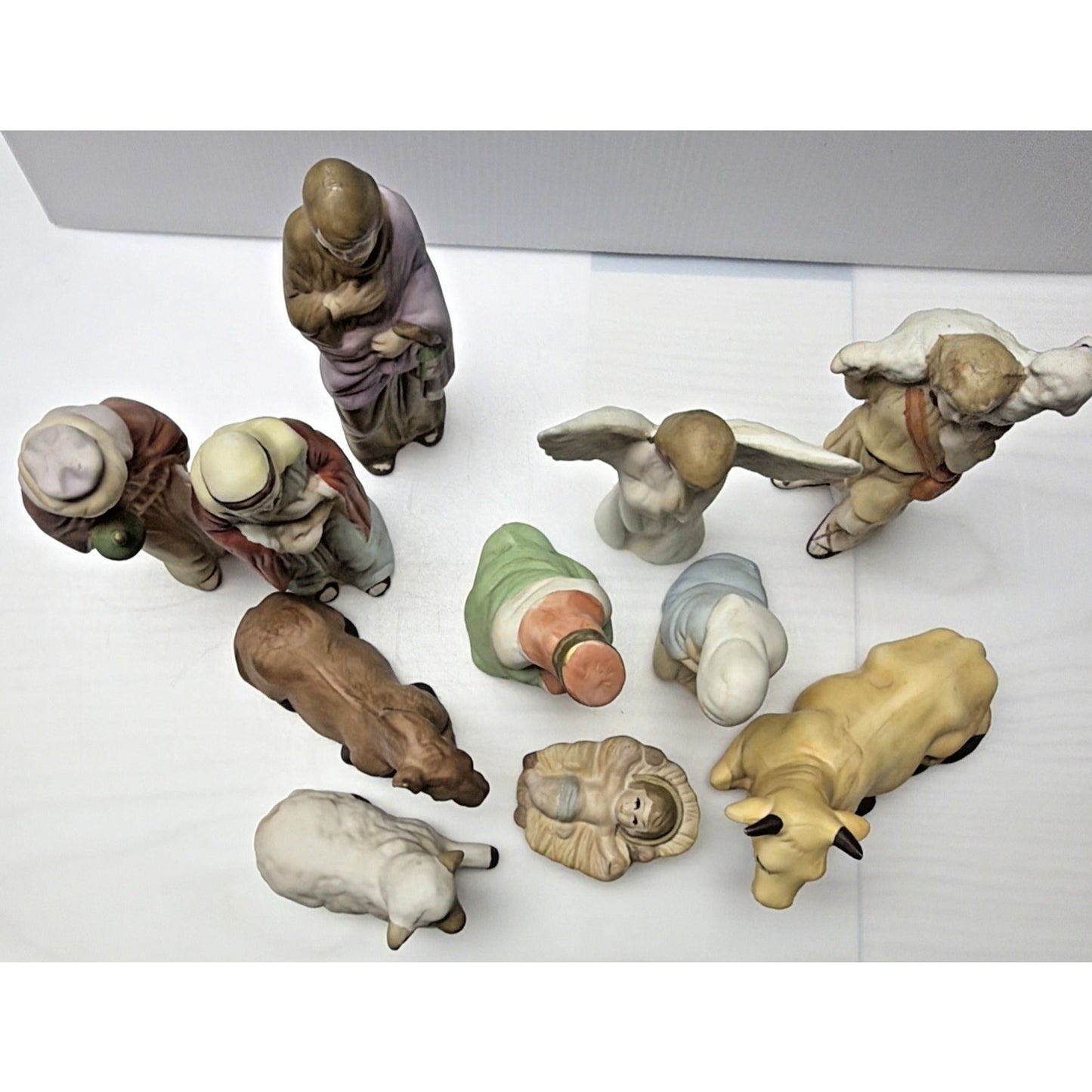 Vintage Lot of 11 Ceramic Porcelain Nativity Figurines Hand Painted As Is