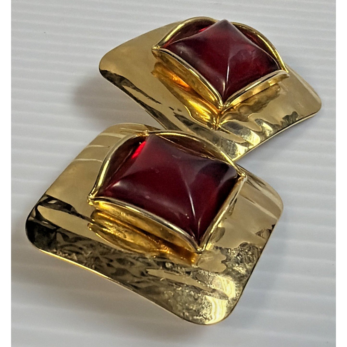 Vintage Jewels by Park Lane Chunky Gold Tone Clip On Earrings Red Jelly Lucite