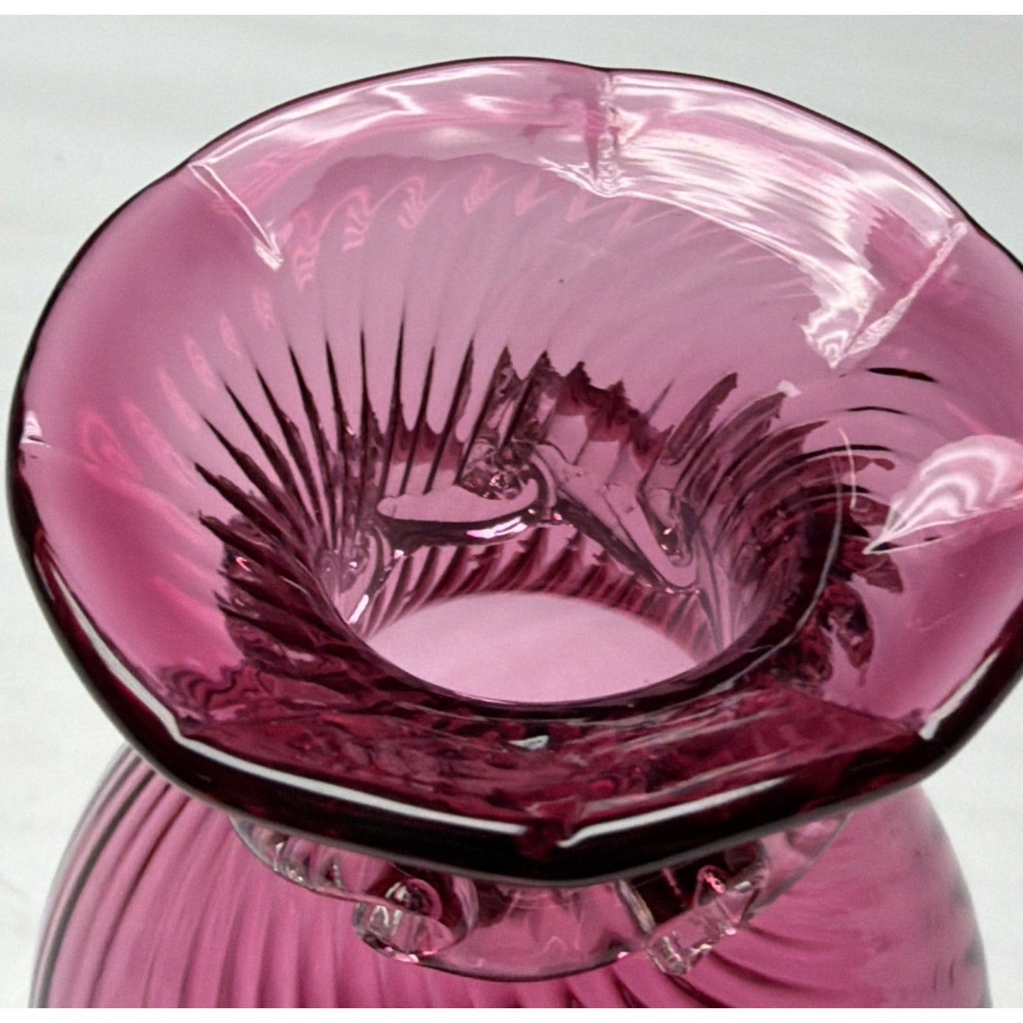 Vintage Pilgrim Art Glass Cranberry Optic Swirl Vase Ruffle Top Clear Filigree