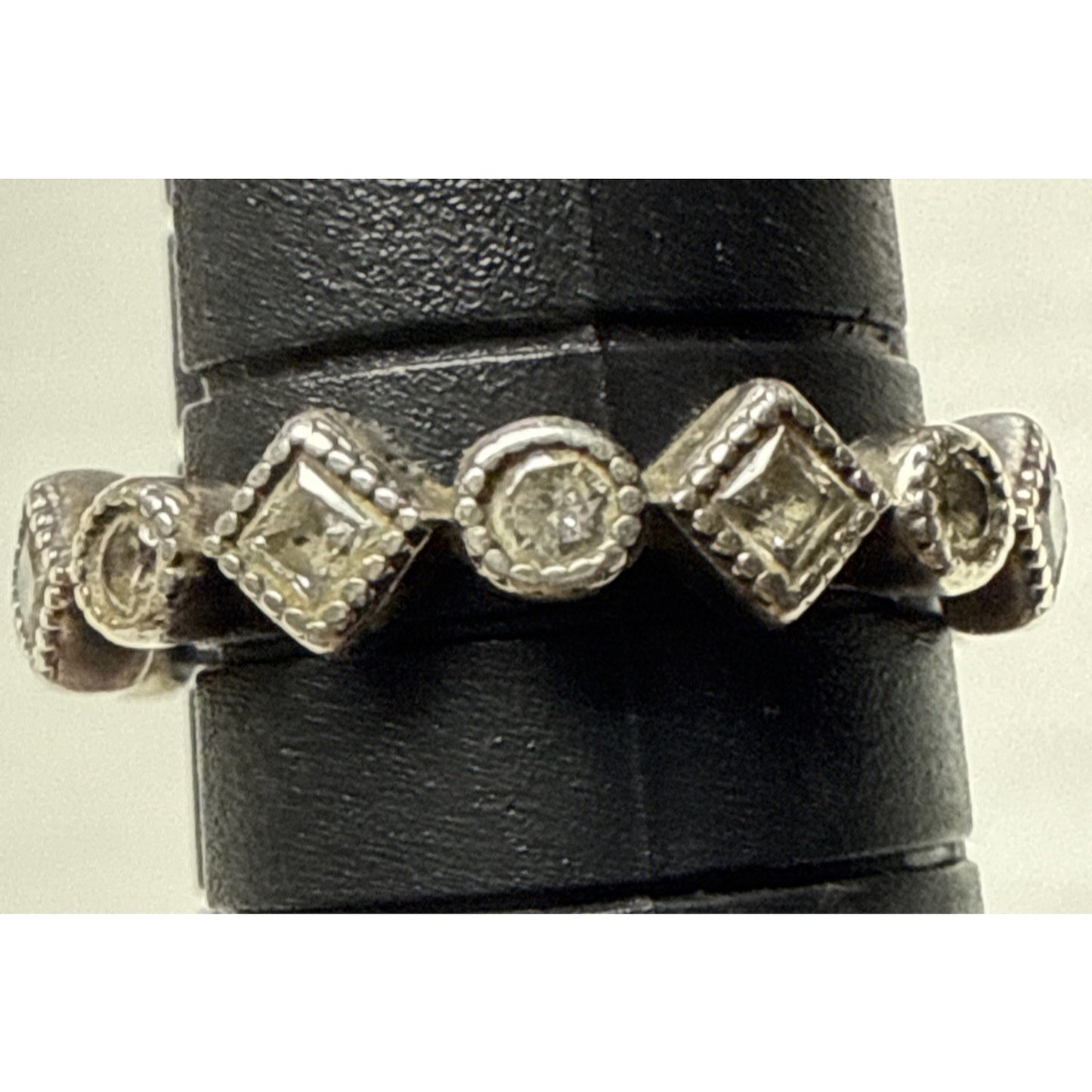 Pandora Ring Alluring Brilliant Princess 190943 Multiple CZ Sz 5.25 Read