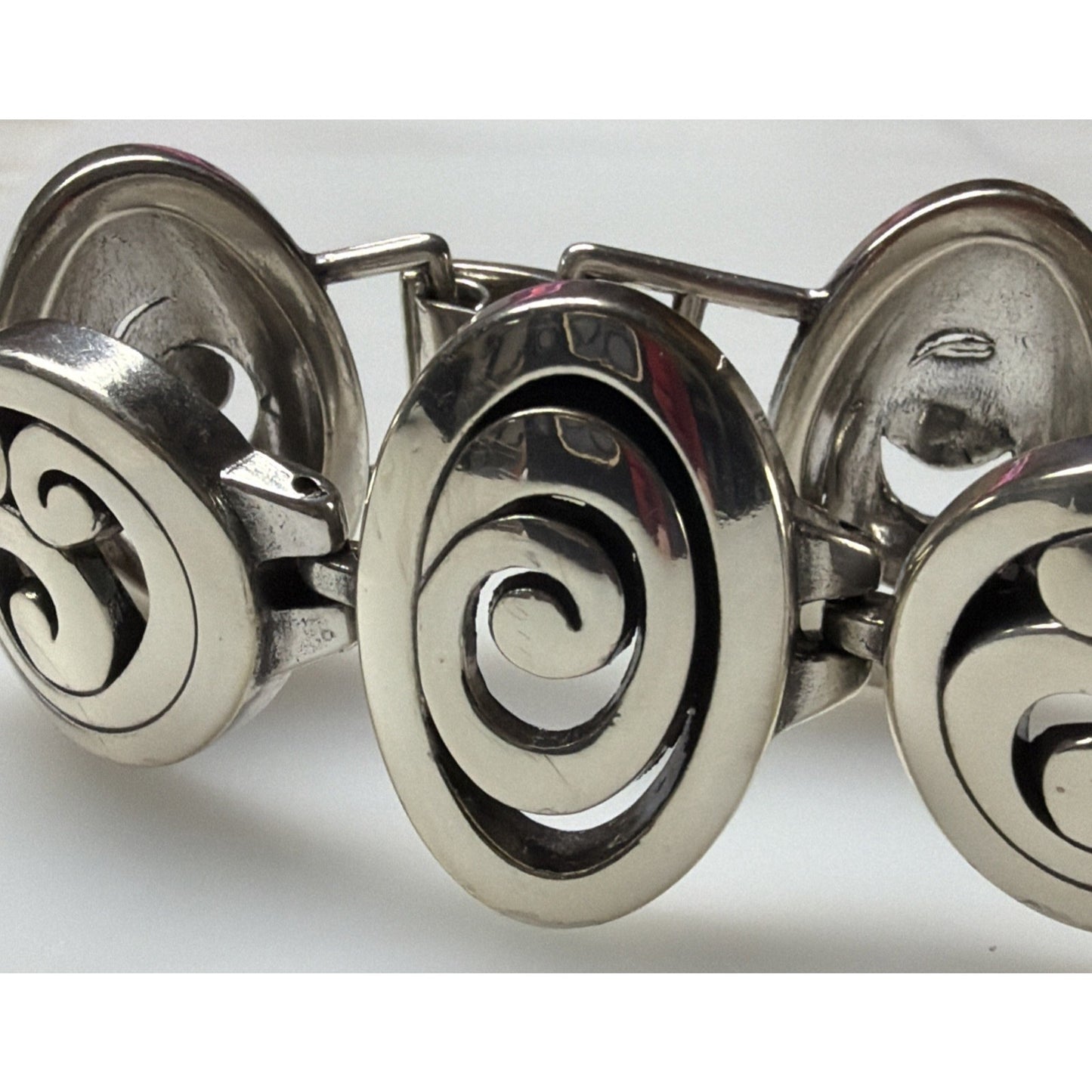 Brighton Vertigo Oval Link Bracelet Silver Tone Swirl Design 7” Modern Boho