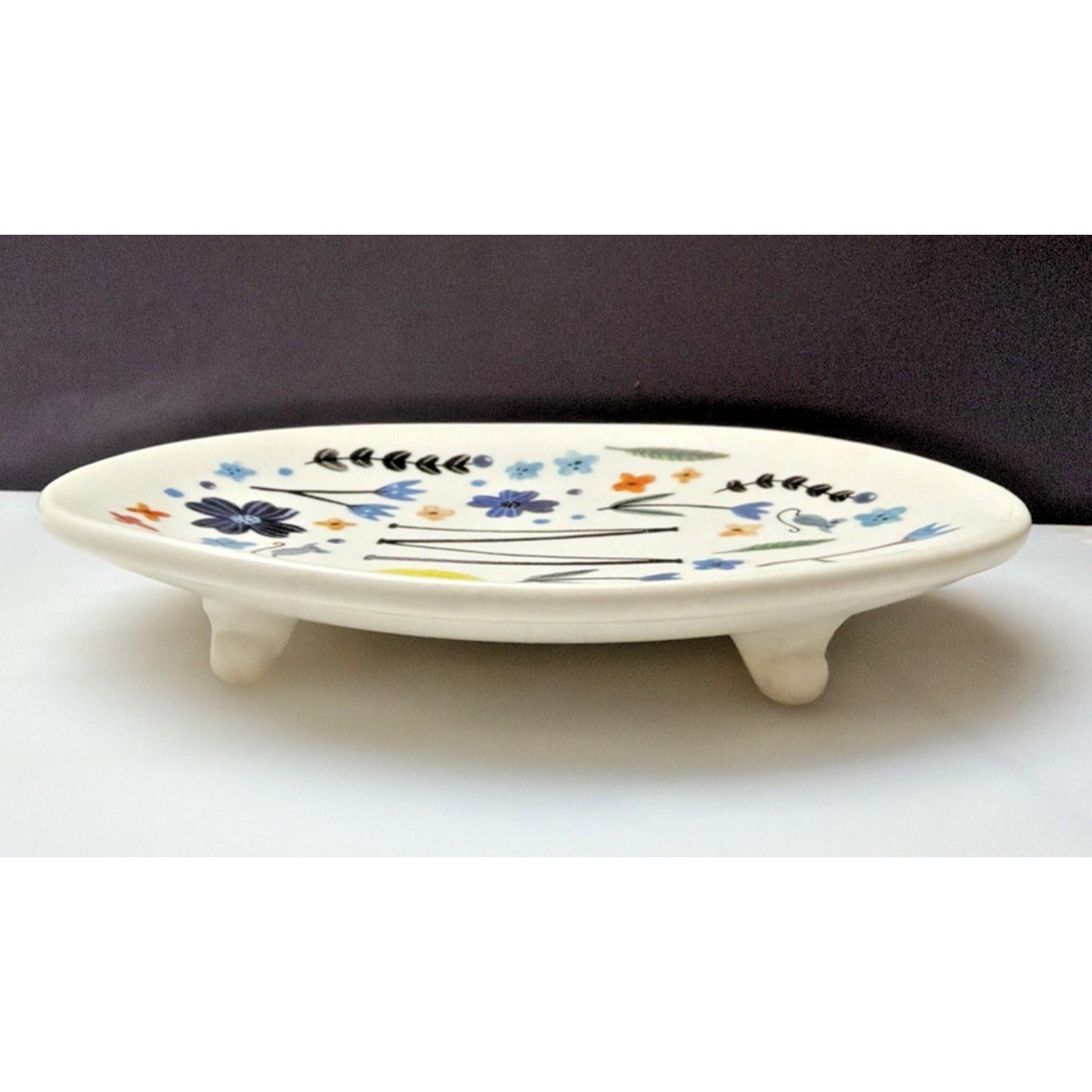 Anthropologie Amelia Herbertson Ceramic Floral Monogram M Footed Soap Dish
