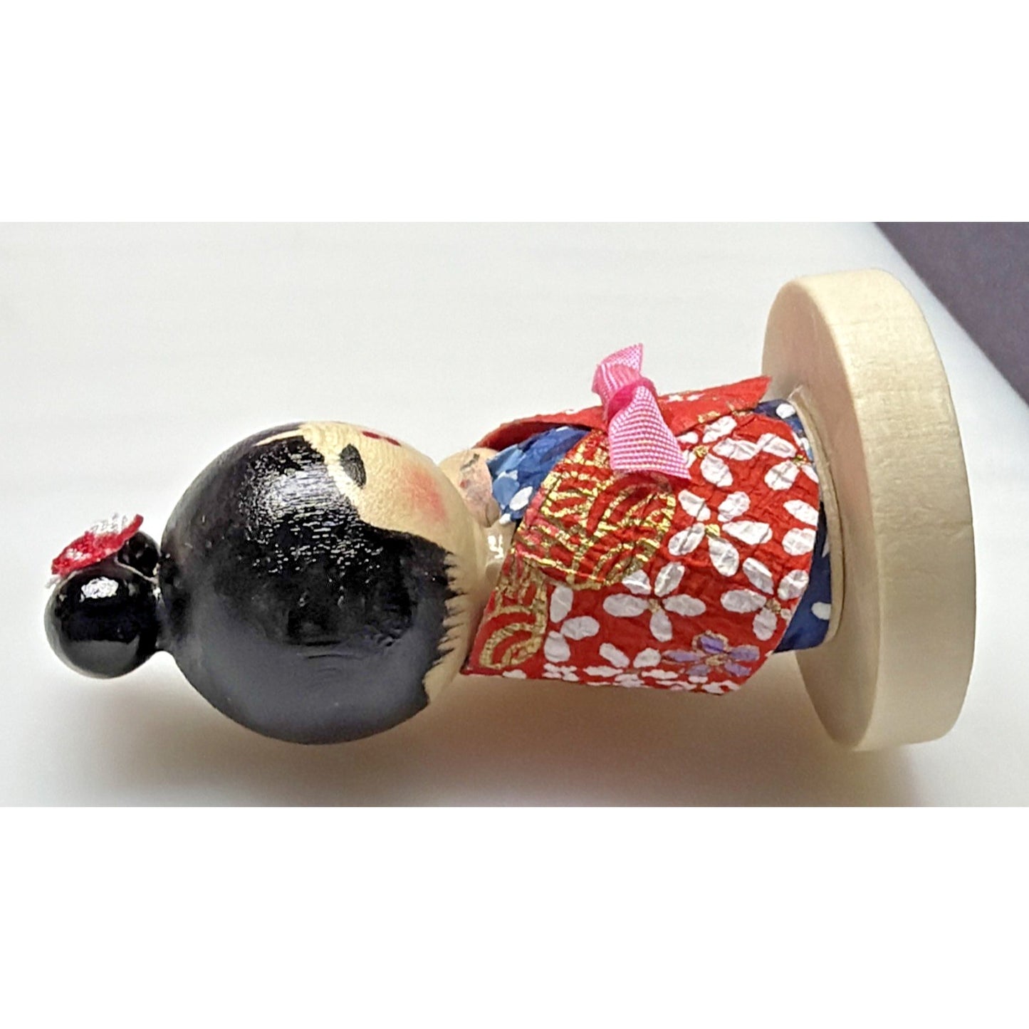 Vintage Japanese Kokeshi Doll Mom Baby Child Hand Painted Wood Base Plastic Box
