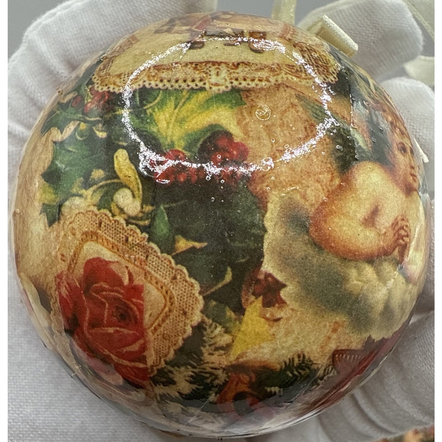 Vintage Set of 6 Christmas Decoupage Paper Mache Victorian Ornaments Box Ribbon