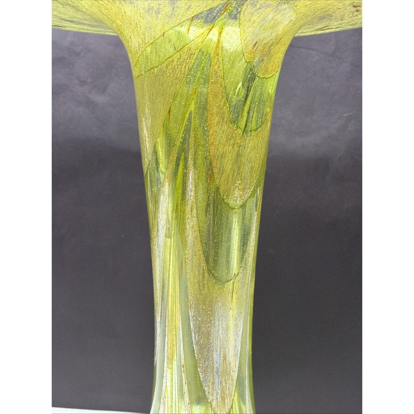 Art Nouveau Kralik Art Glass Marine Green Gold Iridescent Combed Feather Vase