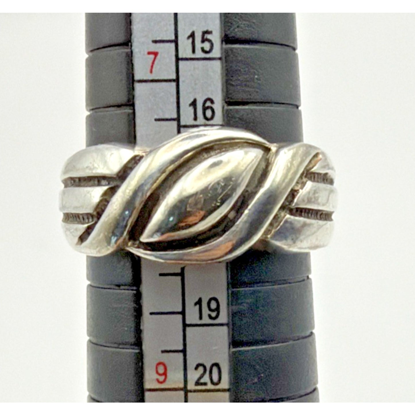 Vintage Sterling Silver Fluted Crossover Knot Ring Sz 8
