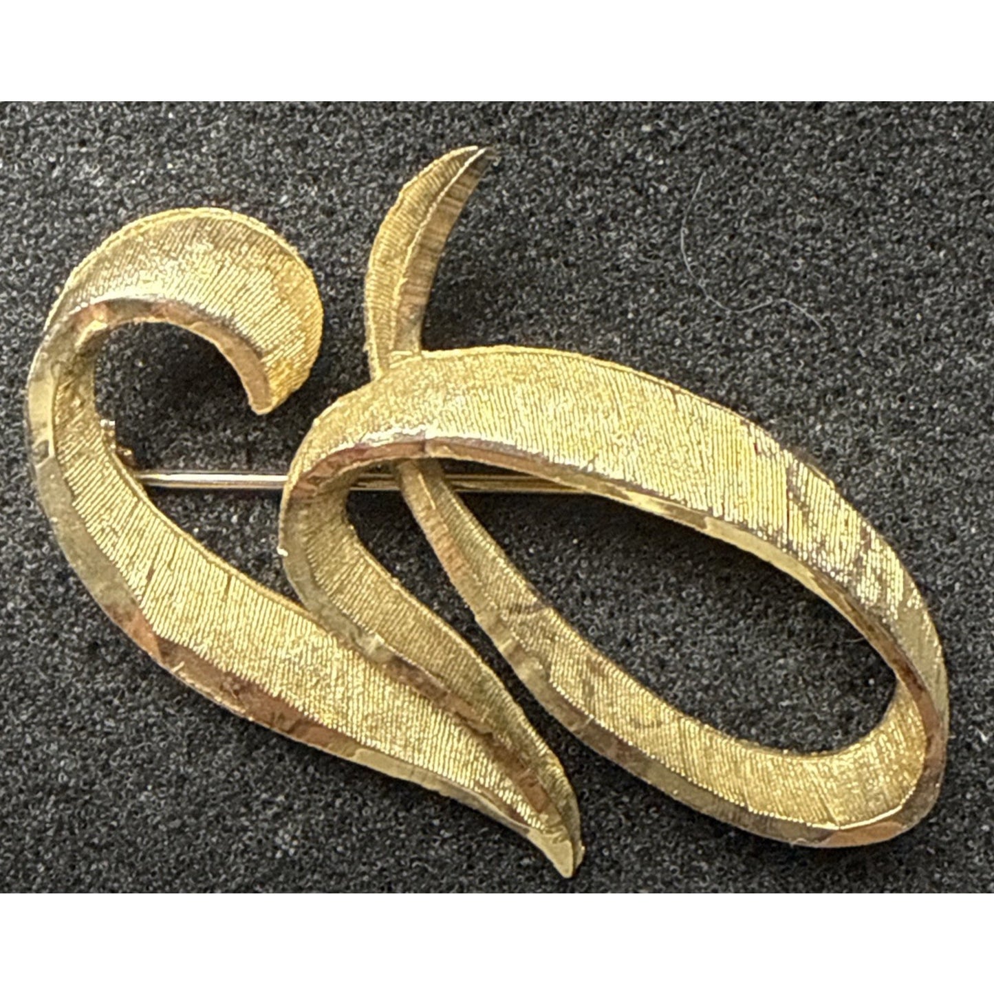 Vintage 70s Mamselle Brooch Pin Gold Tone Brushed Letter G Monogram Initial