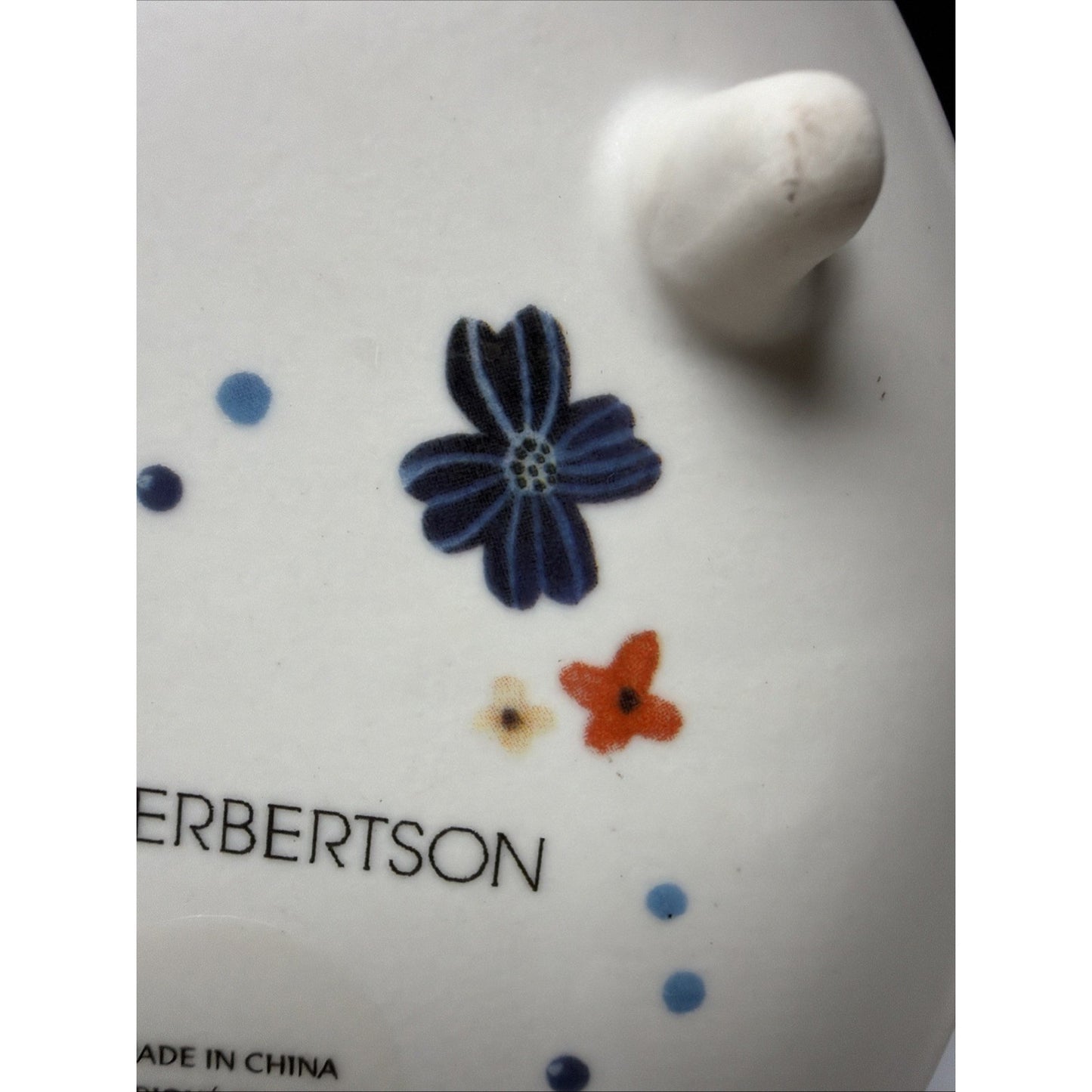 Anthropologie Amelia Herbertson Ceramic Floral Monogram M Footed Soap Dish