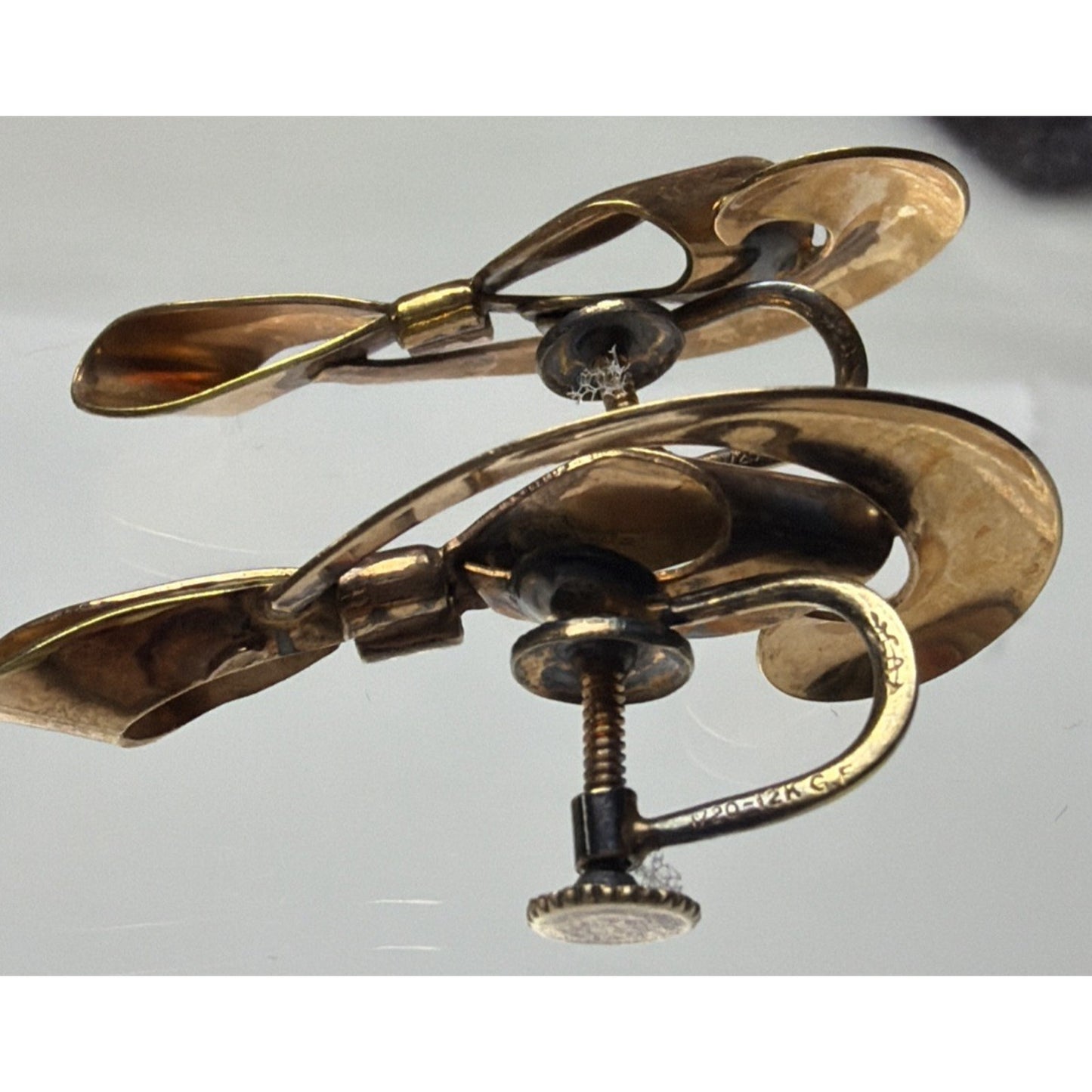 Vtg Carl Art 12k GF Screw Back Earrings Ribbon Bow Large