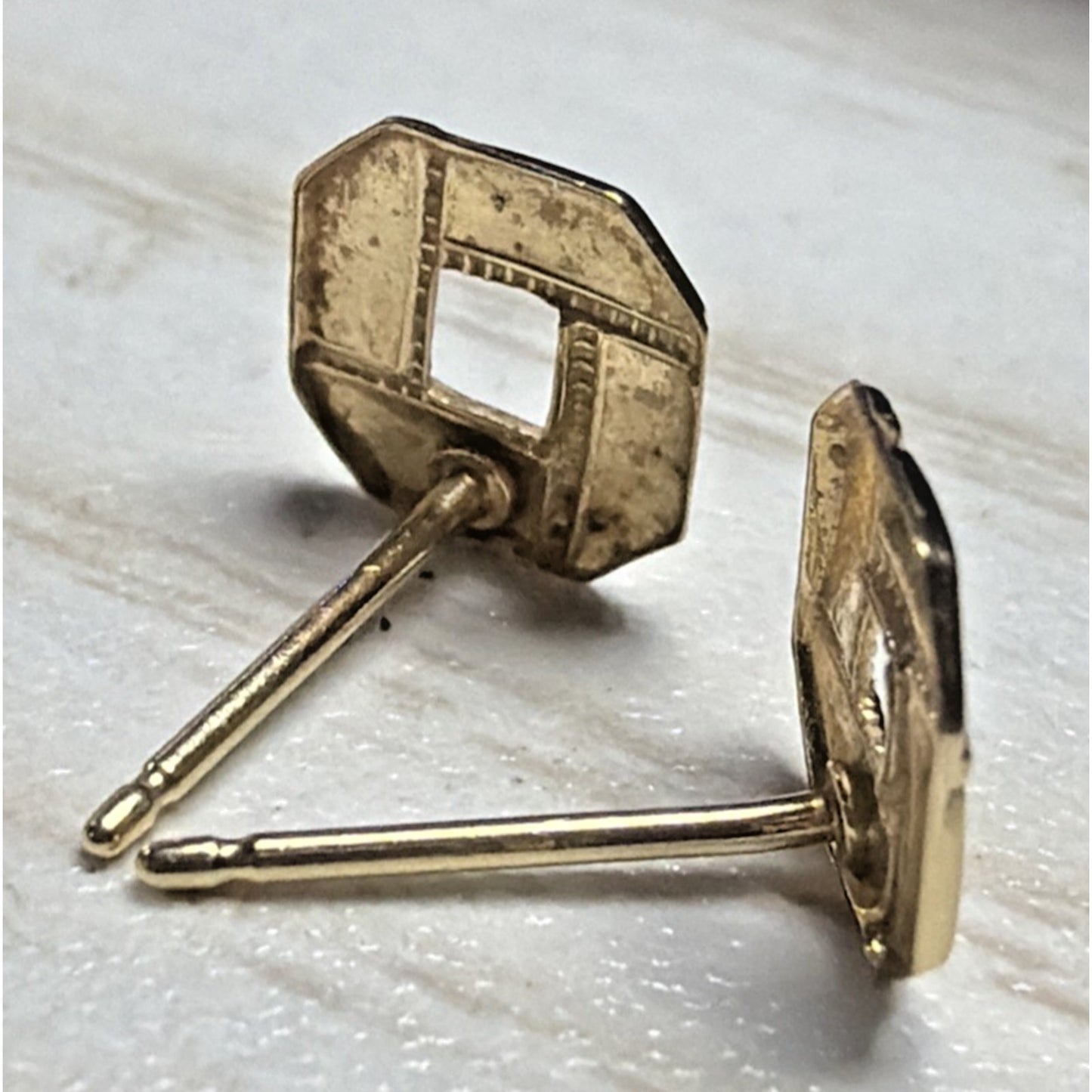Vintage 14k Yellow Gold Hexagonal Stud Earrings Open Weave Square No Backs