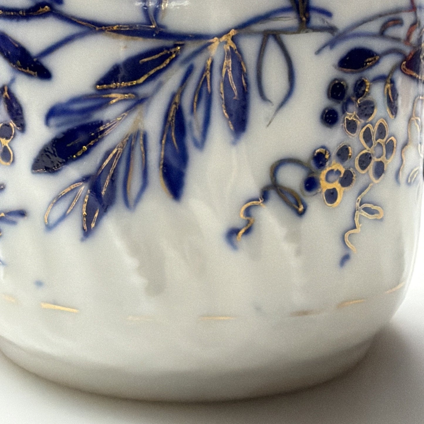 Antique Lot of 4 Flow Blue Hand Painted Blue Onion Ring Mugs Cups C Handle As Is