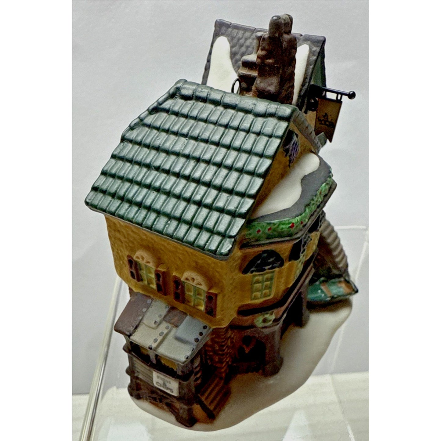 Dept 56 Charles Dickens Heritage The Grapes Inn Ornament Collector Edition 1993