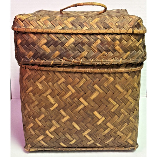 Old Rattan Woven Bamboo Storage Basket Sewing Woven Handle Lid Container