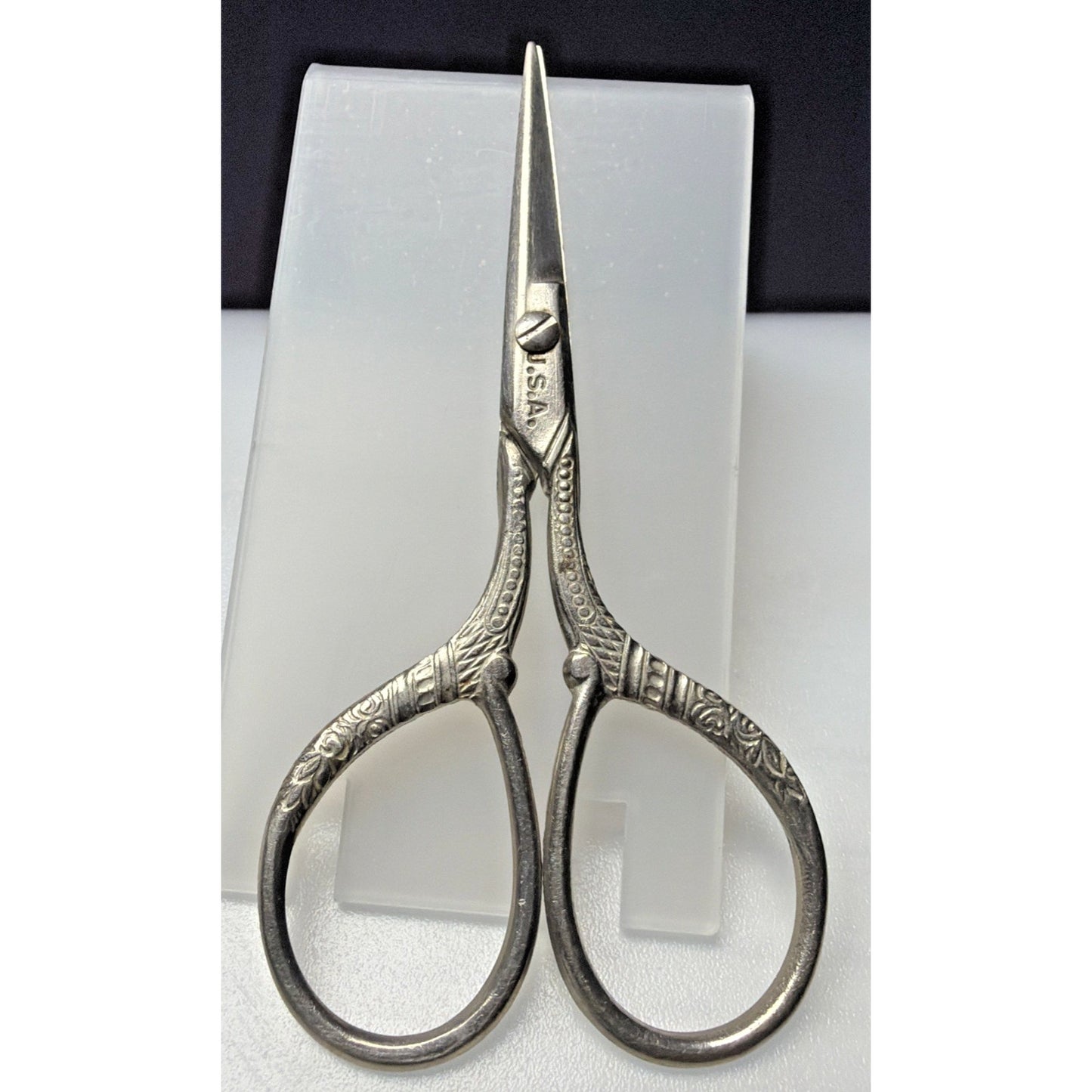 Vintage USA Darning Embroidery Scissors Sewing Silver Tone Ornate Scroll 3.5"