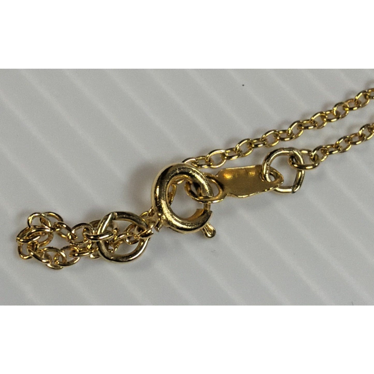 Vintage Multi Stone Necklace Gold Tone Agate Mother of Pearl Shell