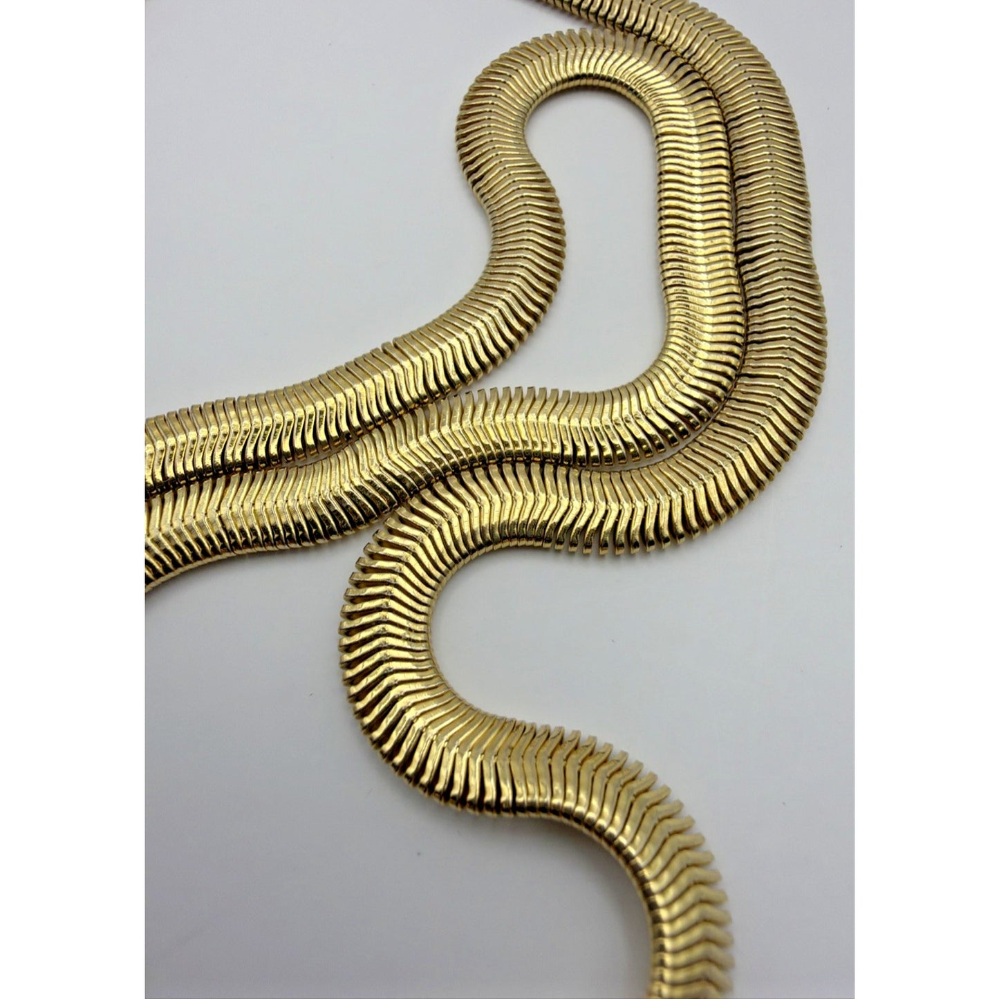 Vintage Gold Tone Herringbone Flat Snake Chain Necklace 30"