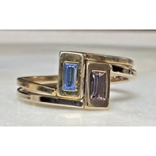 Vintage Avon Set of 2 Gold Tone Stacked Baguette Purple Blue Stones Sz 7.5