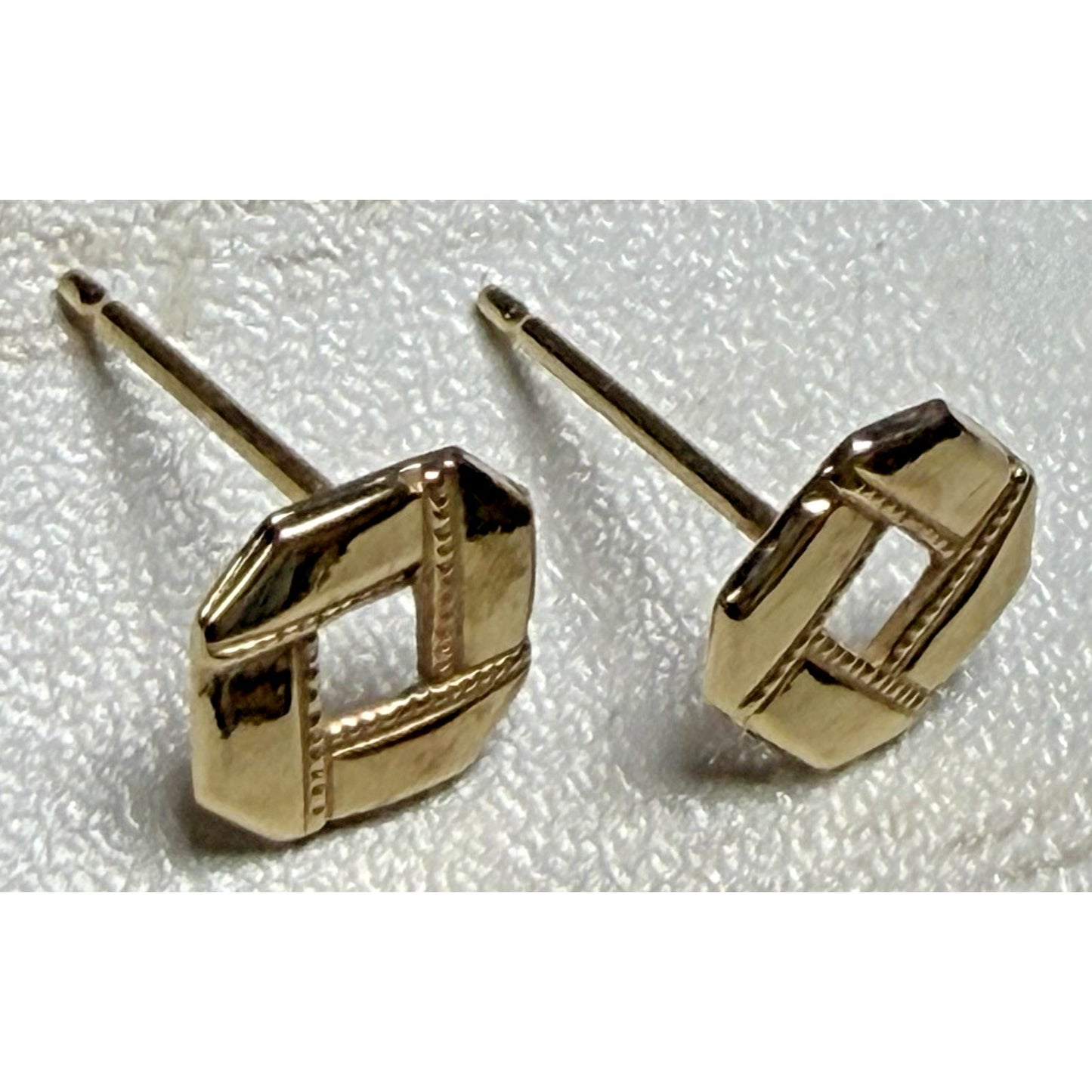 Vintage 14k Yellow Gold Hexagonal Stud Earrings Open Weave Square No Backs
