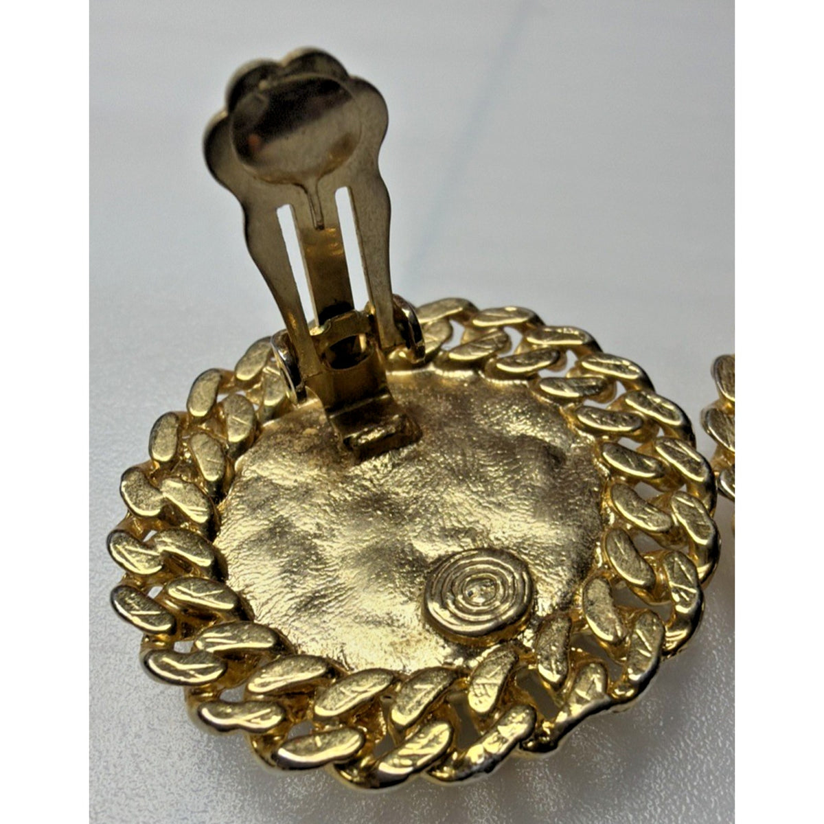 Vintage Button Dome Earrings Gold Tone Round Curb Chain Braided Border Clip On