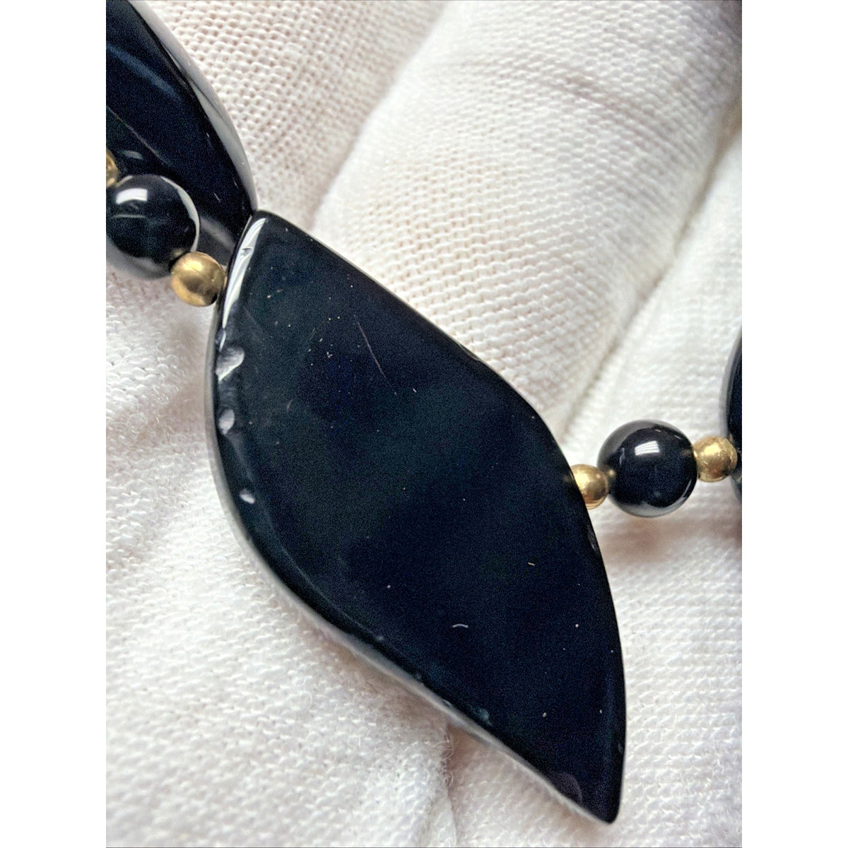 Jet Black Flame Carved Leaf Shape Onyx Bead Gold Spacer Necklace Read Descript