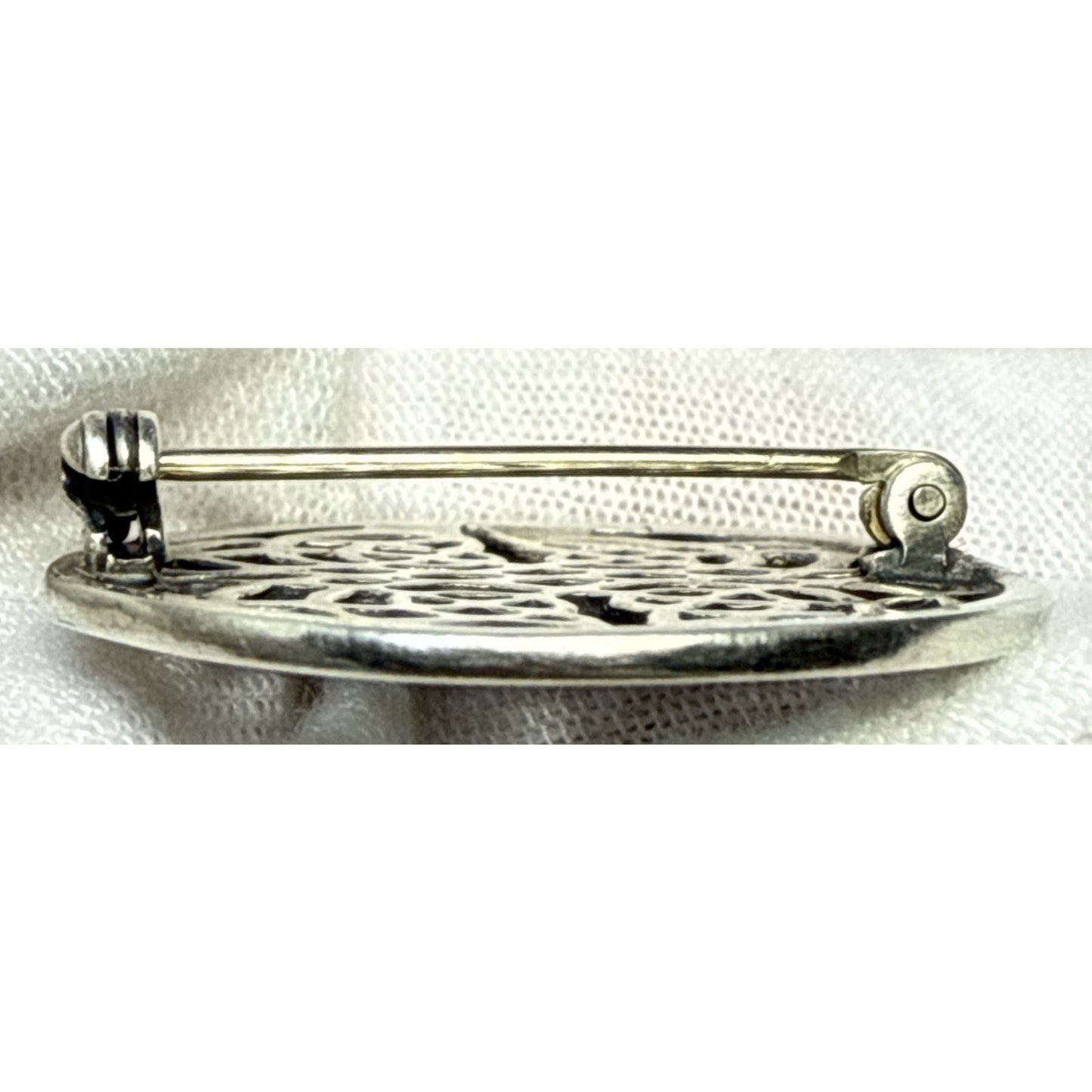 Vintage 925 Sterling Silver Viking Celtic Knot Pin Brooch Round Ornate 5.07g