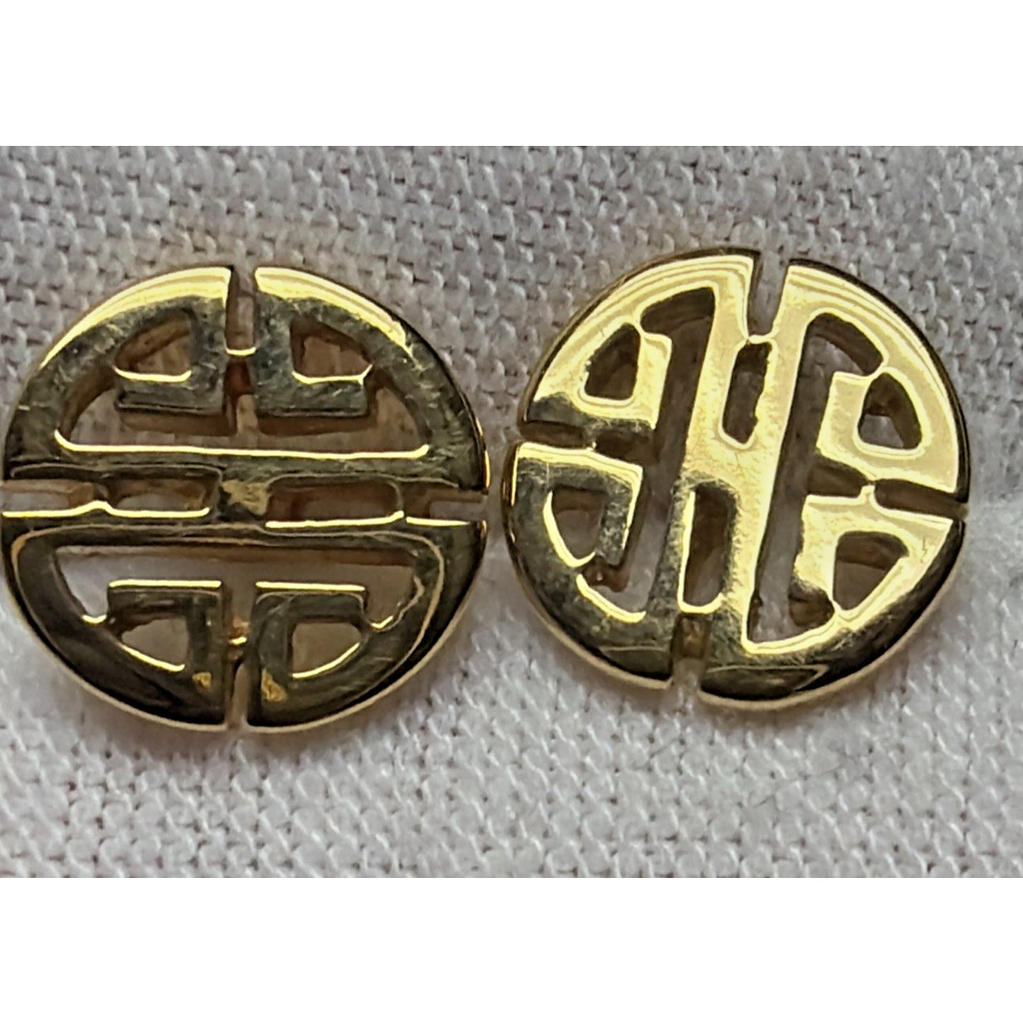 Vtg Crown Trifari Gold Plated Asian Inspired Round Earrings Longevity Post Stud