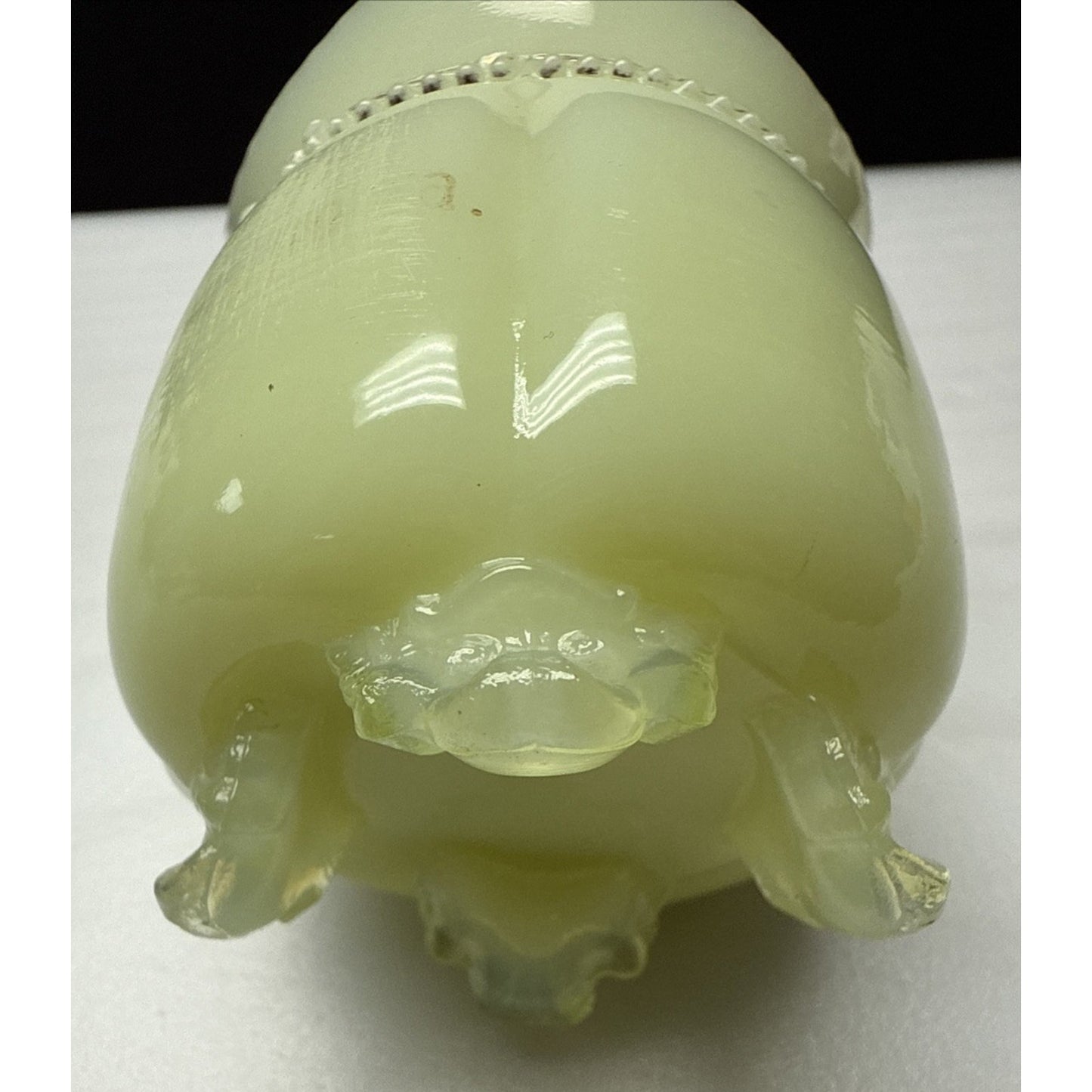 EAPG Tarentum Glass Georgia Gem Opaque Custard Toothpick Matchstick Holder Bead