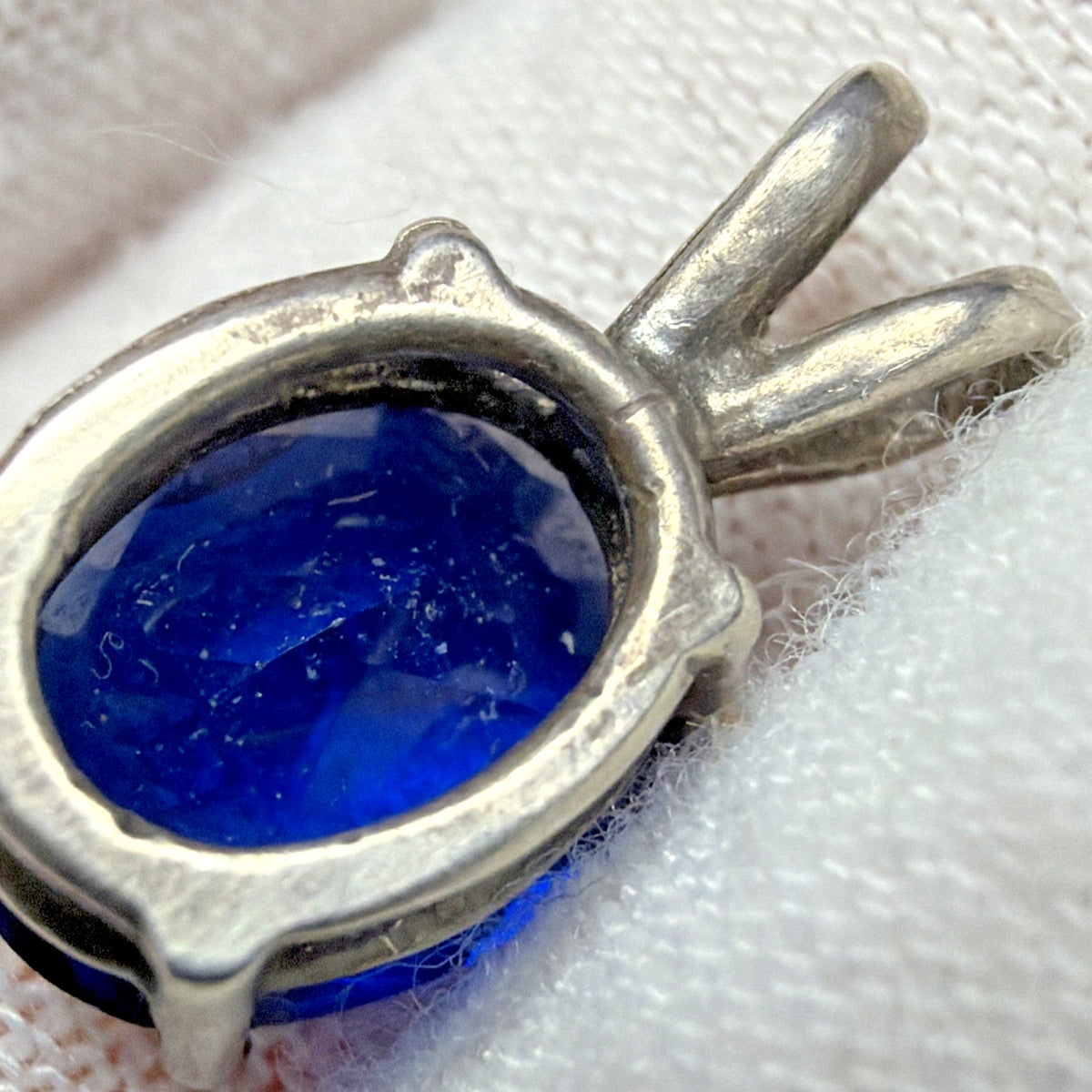 Sapphire Spinel Glass Oval Cut Solitaire Sterling Silver Pendant UV Reactive As