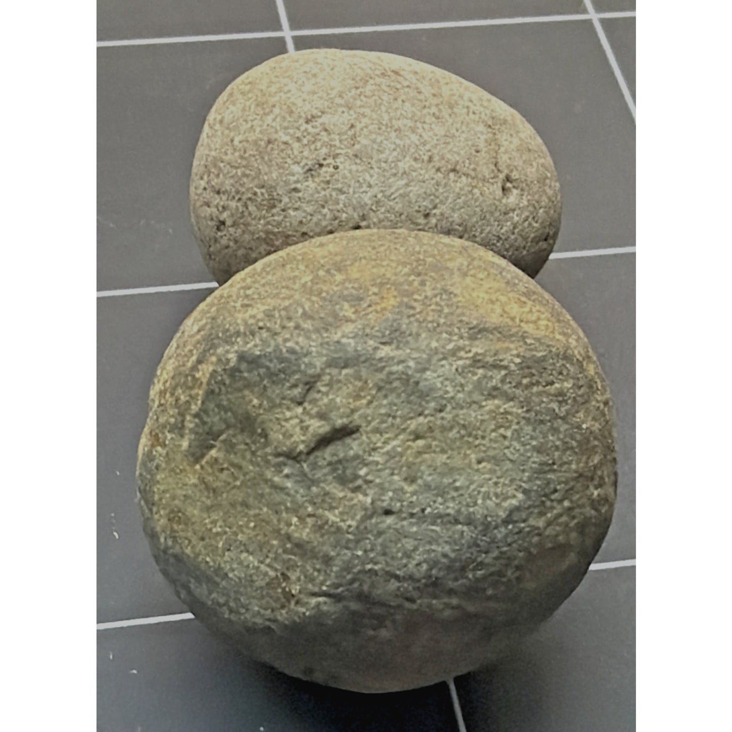 Old Lot of 2 Native American Mano Grinding Tools Stone Round Marbles IA