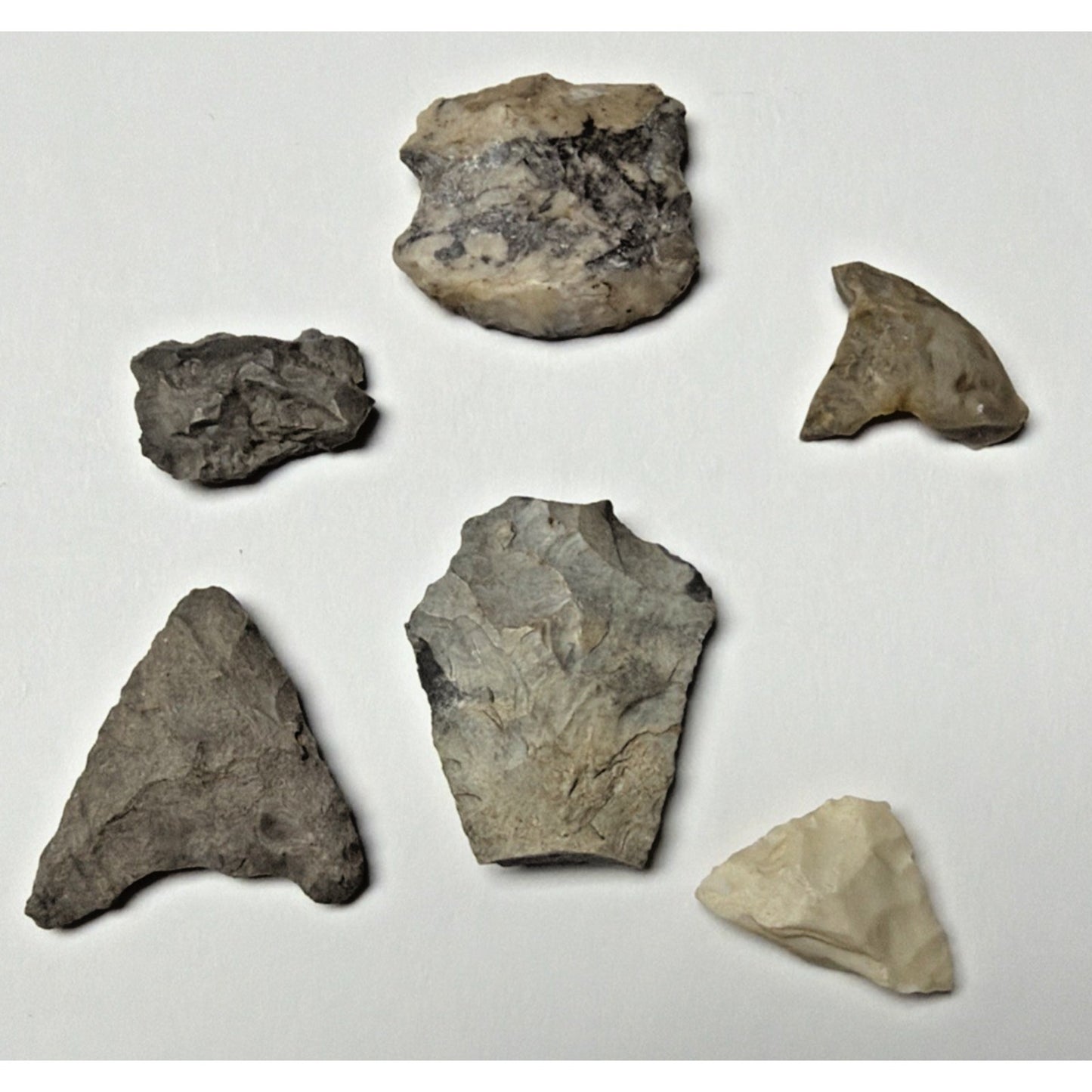 Old Lot of 18 Native American Artifact Carved Stone Fragment Arrowhead Preform