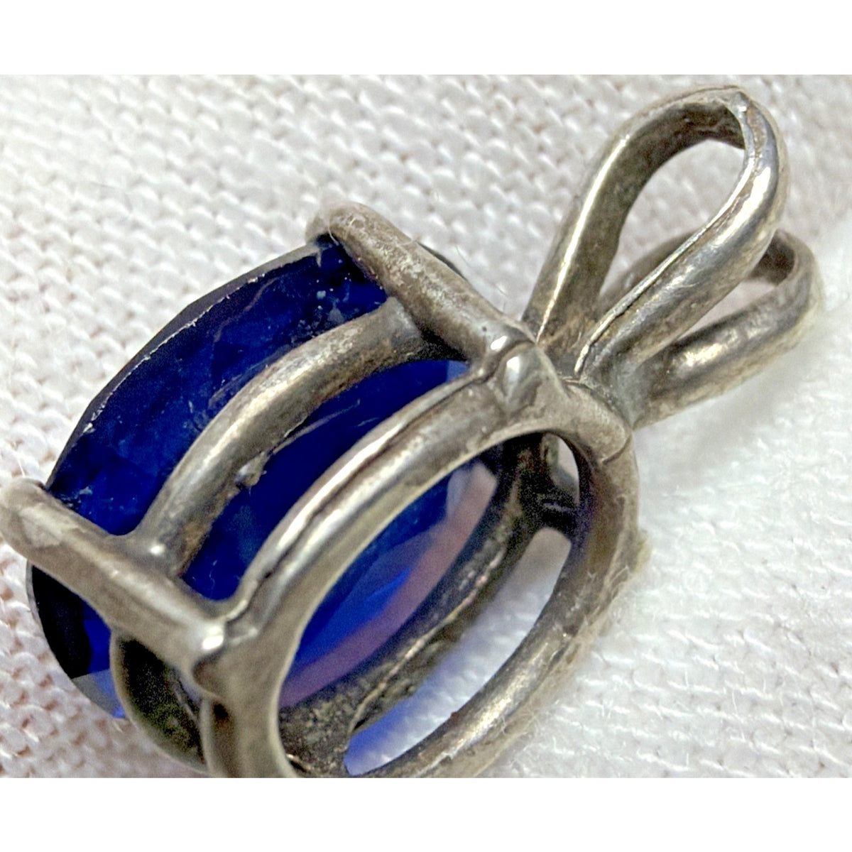 Sapphire Spinel Glass Oval Cut Solitaire Sterling Silver Pendant UV Reactive As