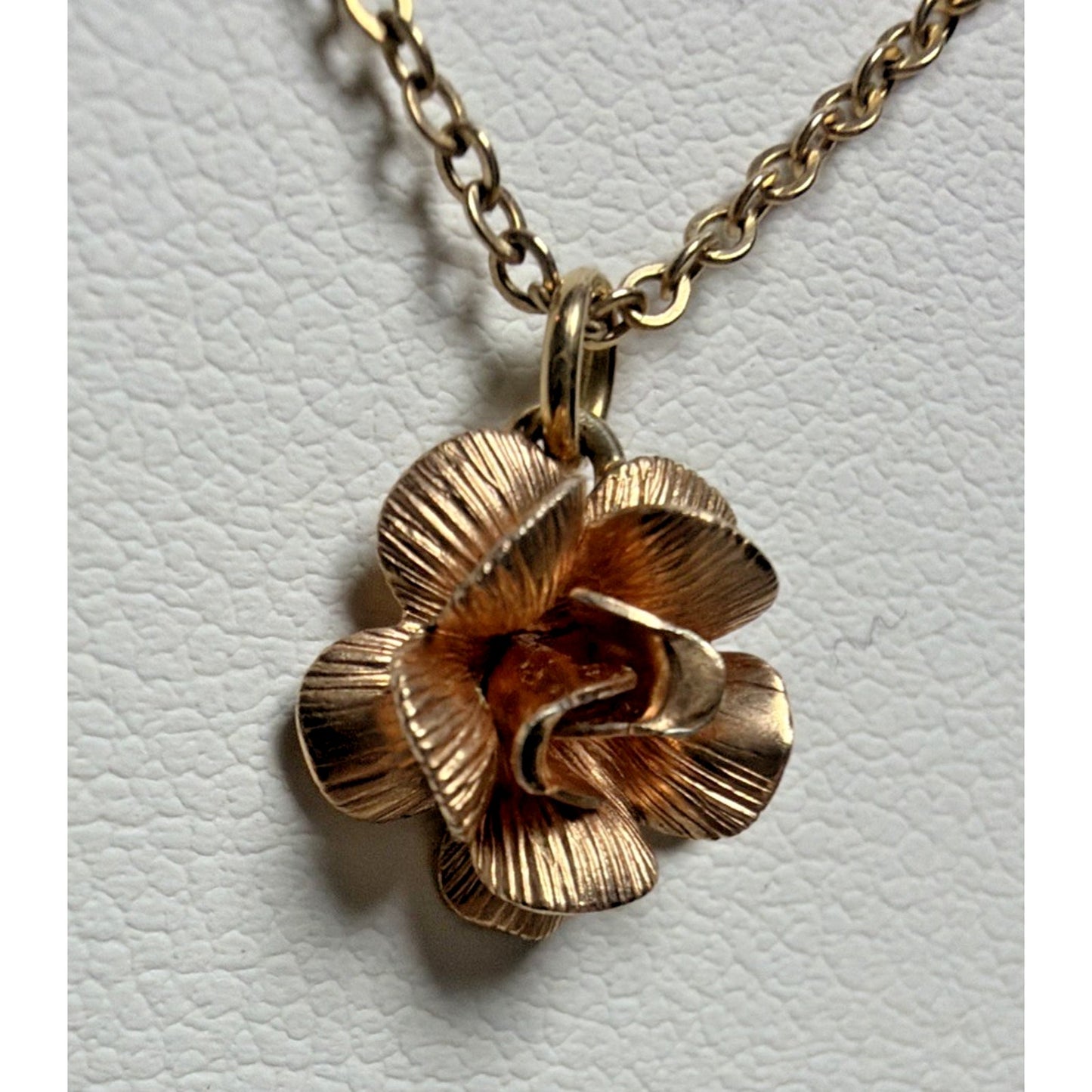 Vintage Krementz Rose Yellow Gold Overlay Rose Rosebud Pendant Necklace