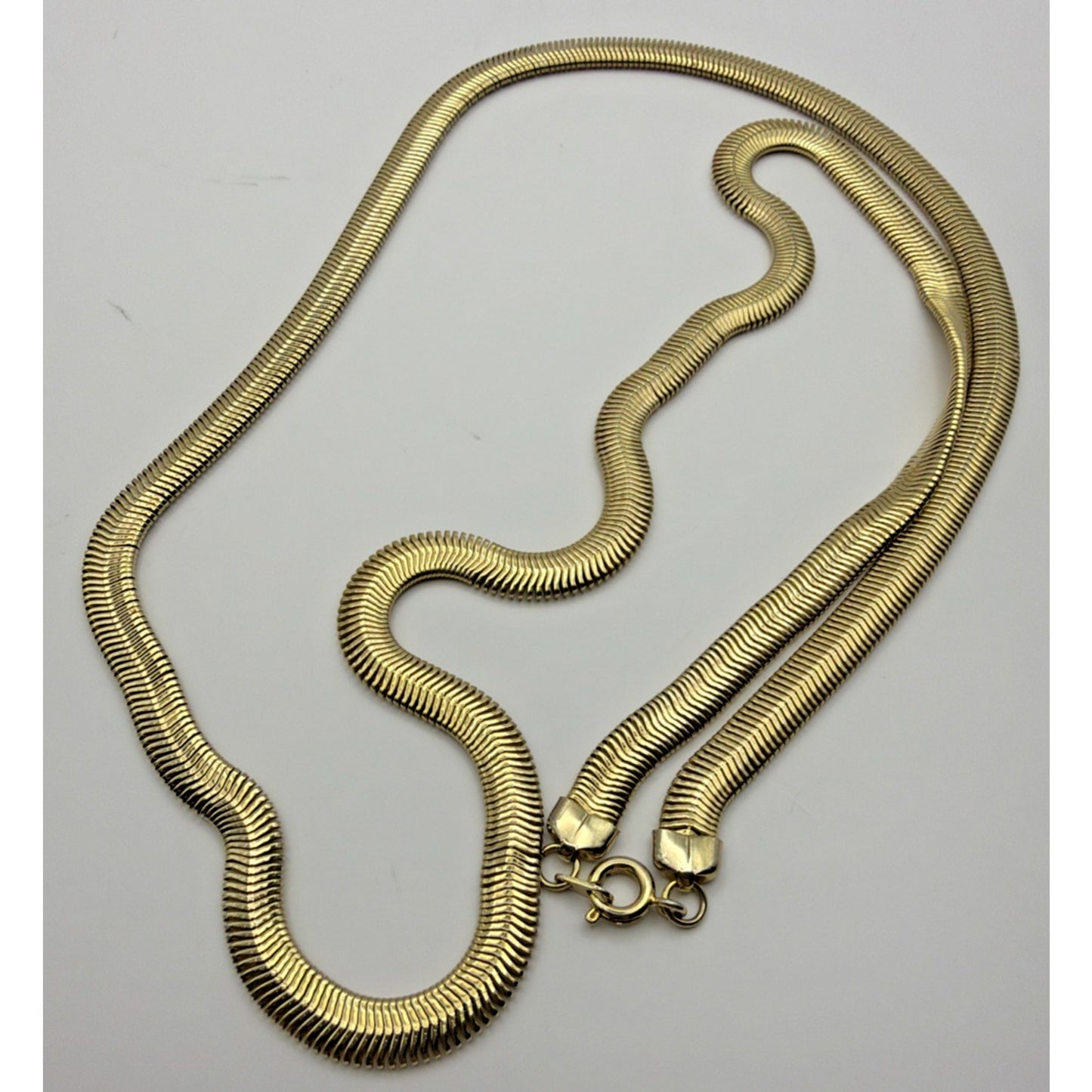 Vintage Gold Tone Herringbone Flat Snake Chain Necklace 30"