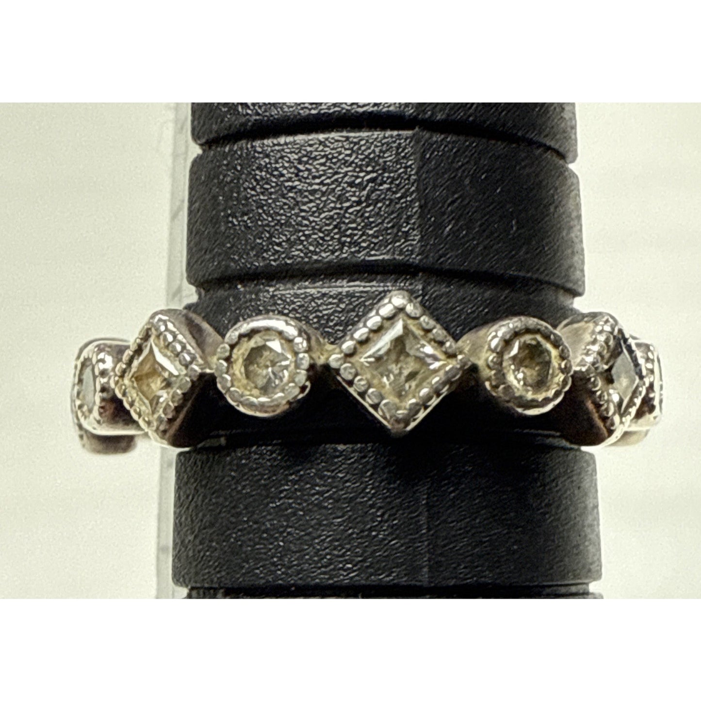 Pandora Ring Alluring Brilliant Princess 190943 Multiple CZ Sz 5.25 Read