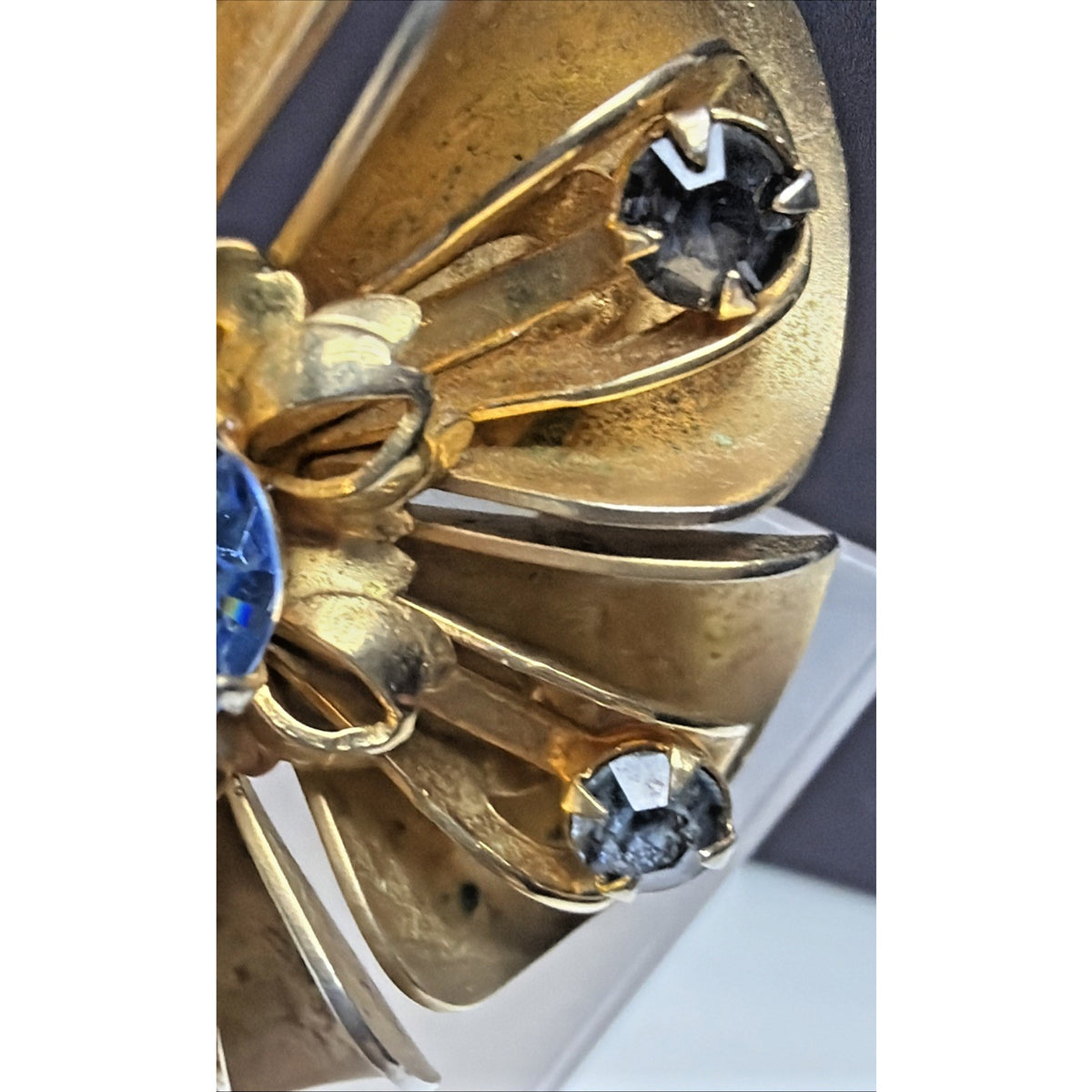 Vintage Gold Tone Blue Rhinestone Flower Blossom Brooch Ornate