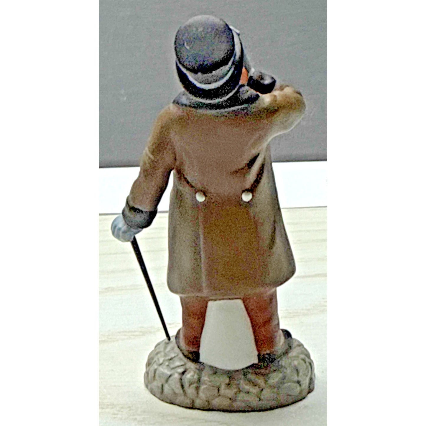 Vtg Lot of 2 Dept 56 London Newspaper Stand Christmas Dickens Village Heritage