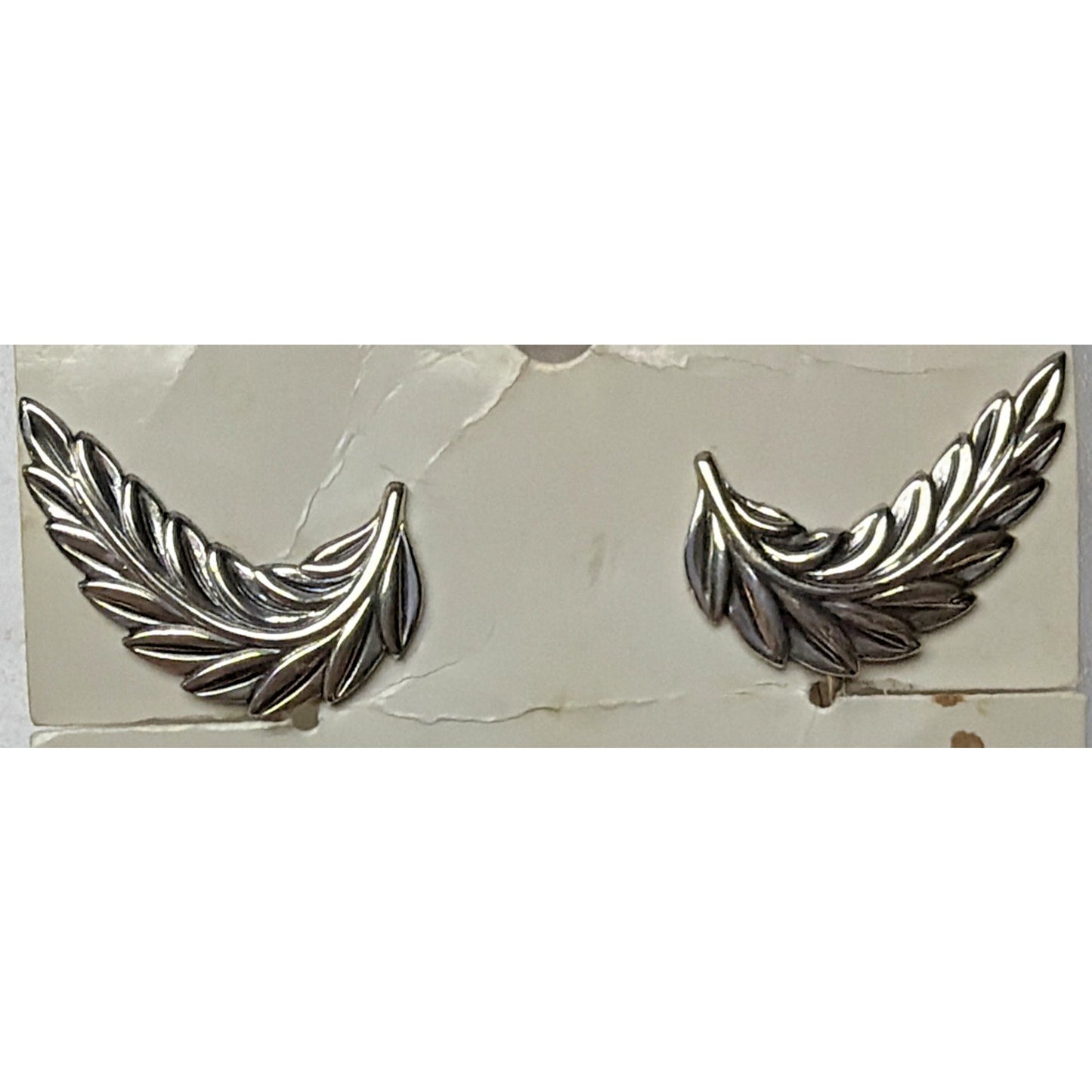 Vtg Bell Trading Post Sterling Silver Leaf Earrings Feathered Screw Back Card