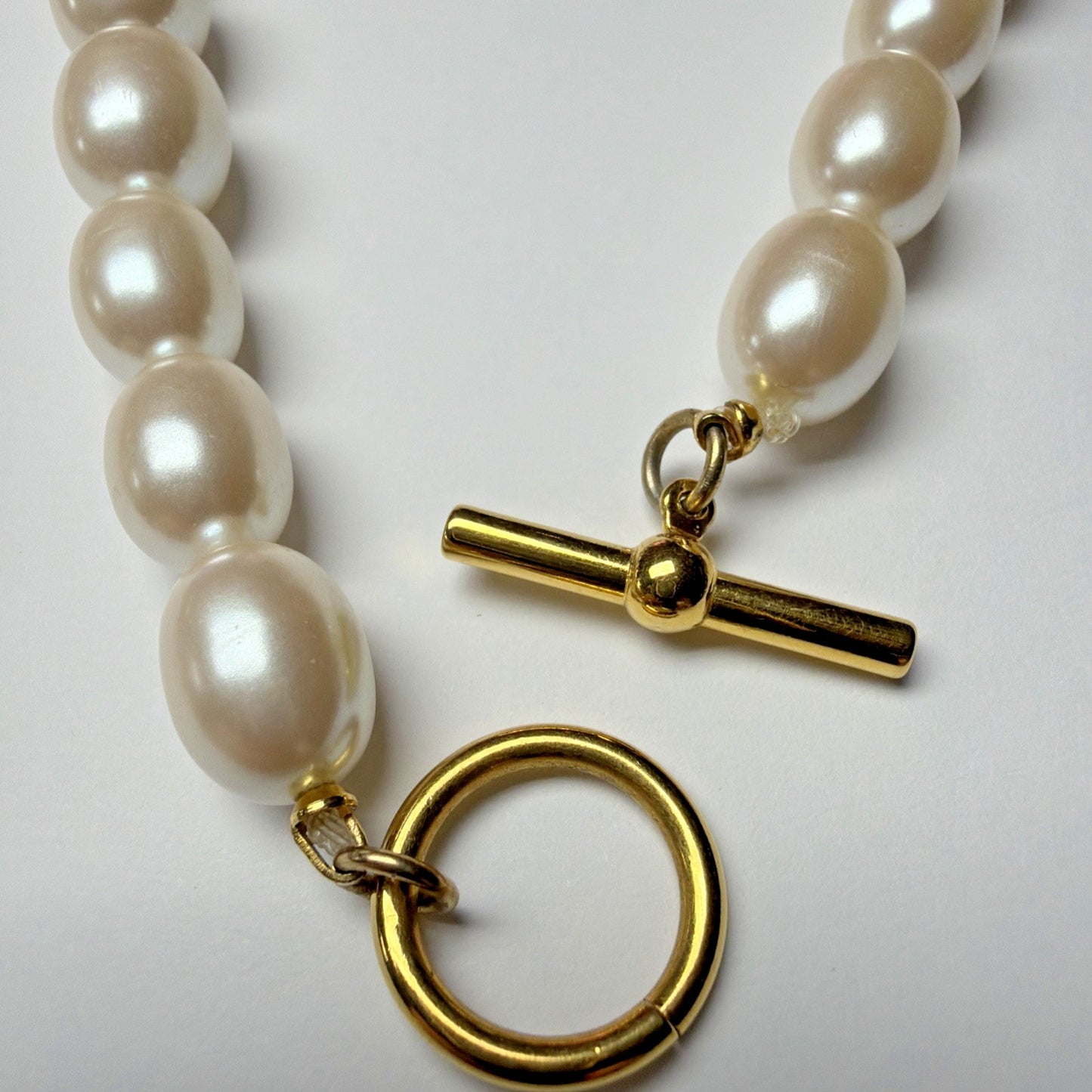 Vintage Large Chunky Faux Pearl Necklace Choker Toggle